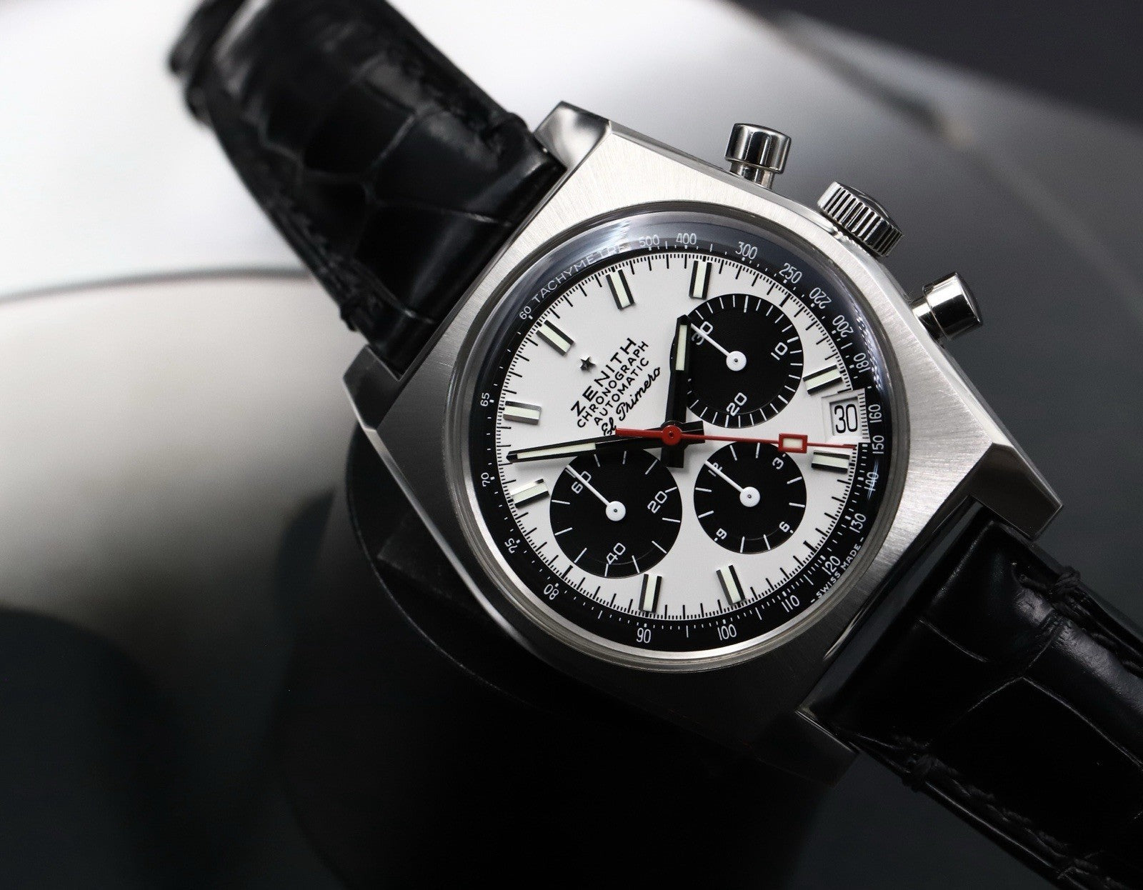 ZenithChronomasterRevivalElPrimeroA38437mm03.A384.40021.C815-2020WatchVault02.jpg