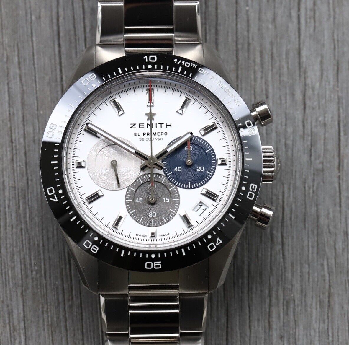 ZenithElPrimeroChronomasterSport41mmWhite03.3100.360069.M3100WatchVault01.jpg