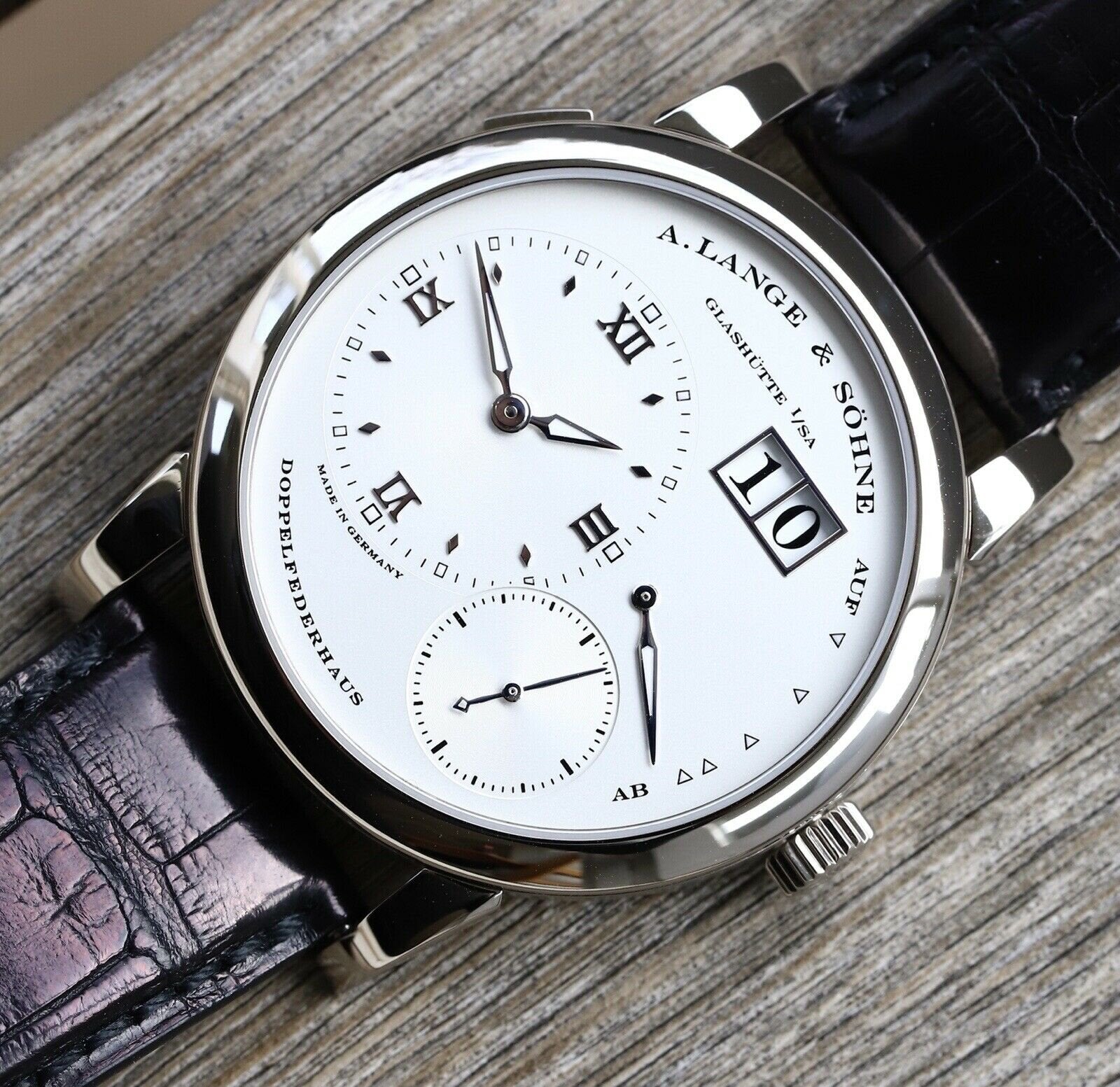 A. Lange and Sohne Lange 1 White Gold 101.039 - 2010