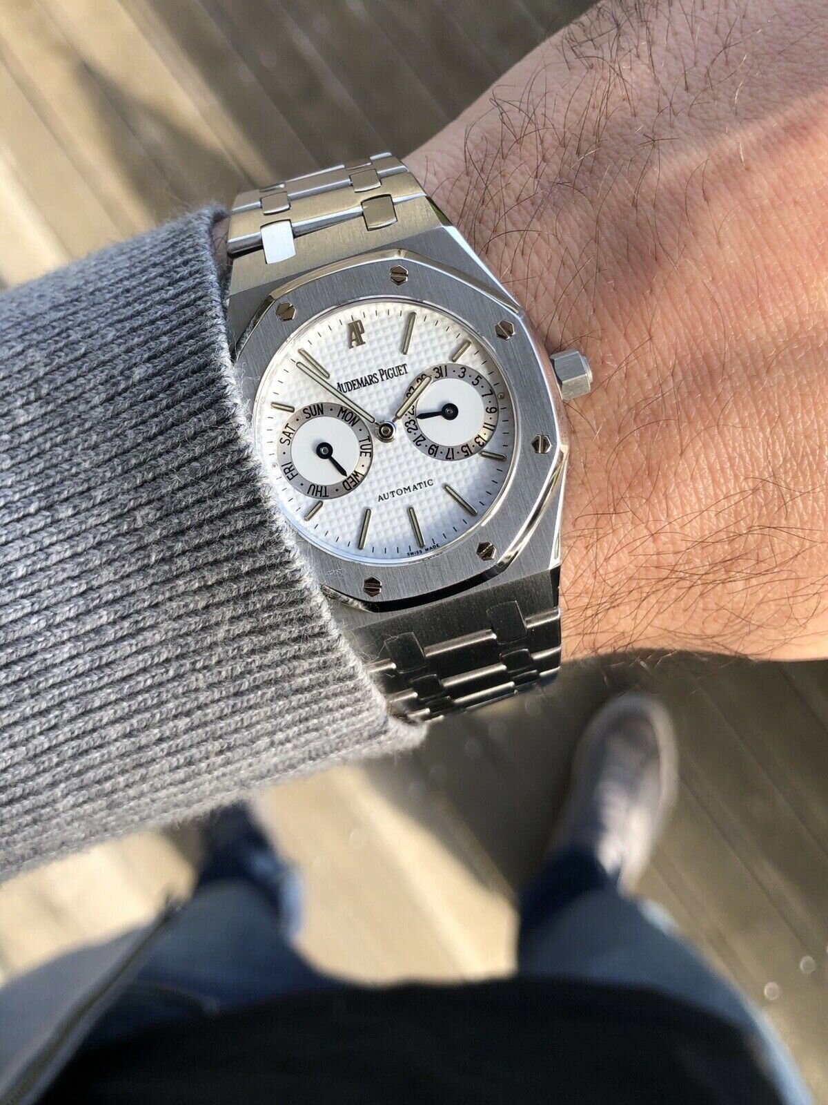 Audemars Piguet Royal Oak 25572ST Owl box and service papers