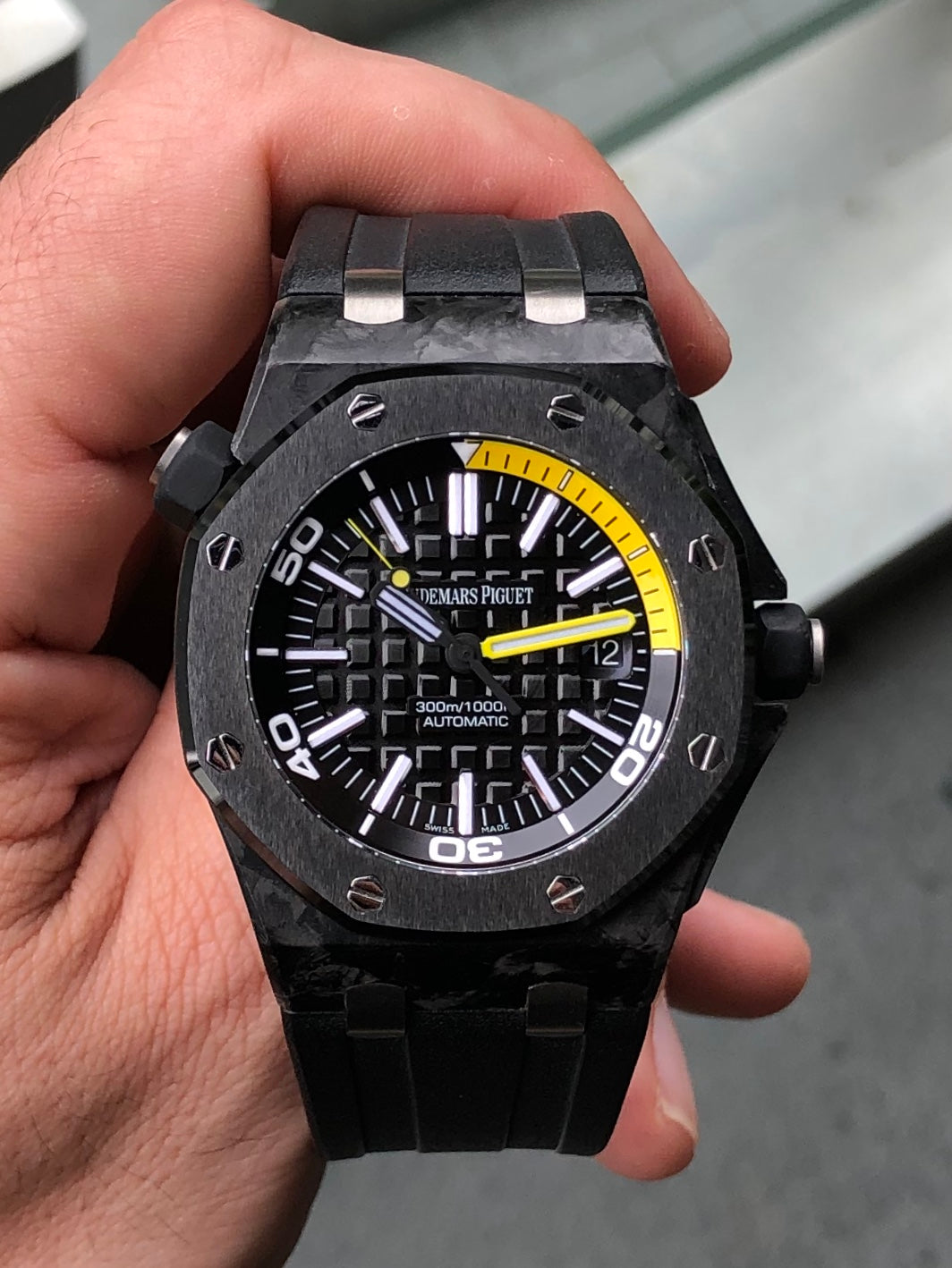 Audemars Piguet Royal Oak Offshore Diver Forged Carbon Ref 15706AU.OO ...