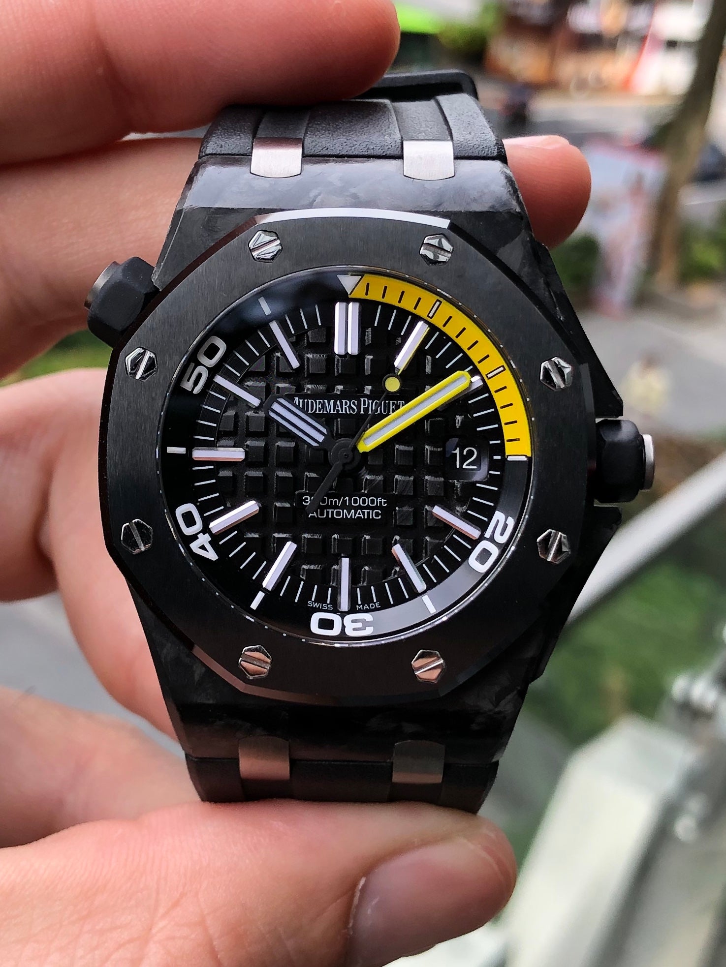 Audemars Piguet Royal Oak Offshore Diver Forged Carbon Ref 15706AU.OO ...