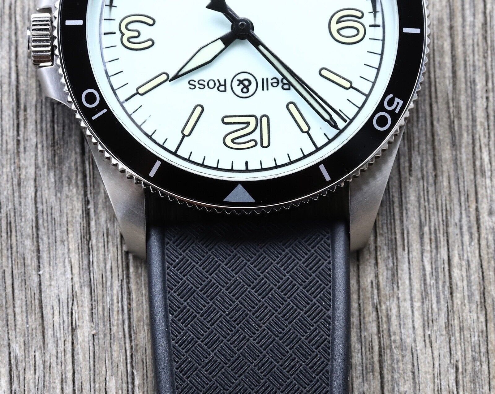 Bell & Ross BR V2-92 FULL LUM BRV292-LUM-ST/SRB 41mm - 2022