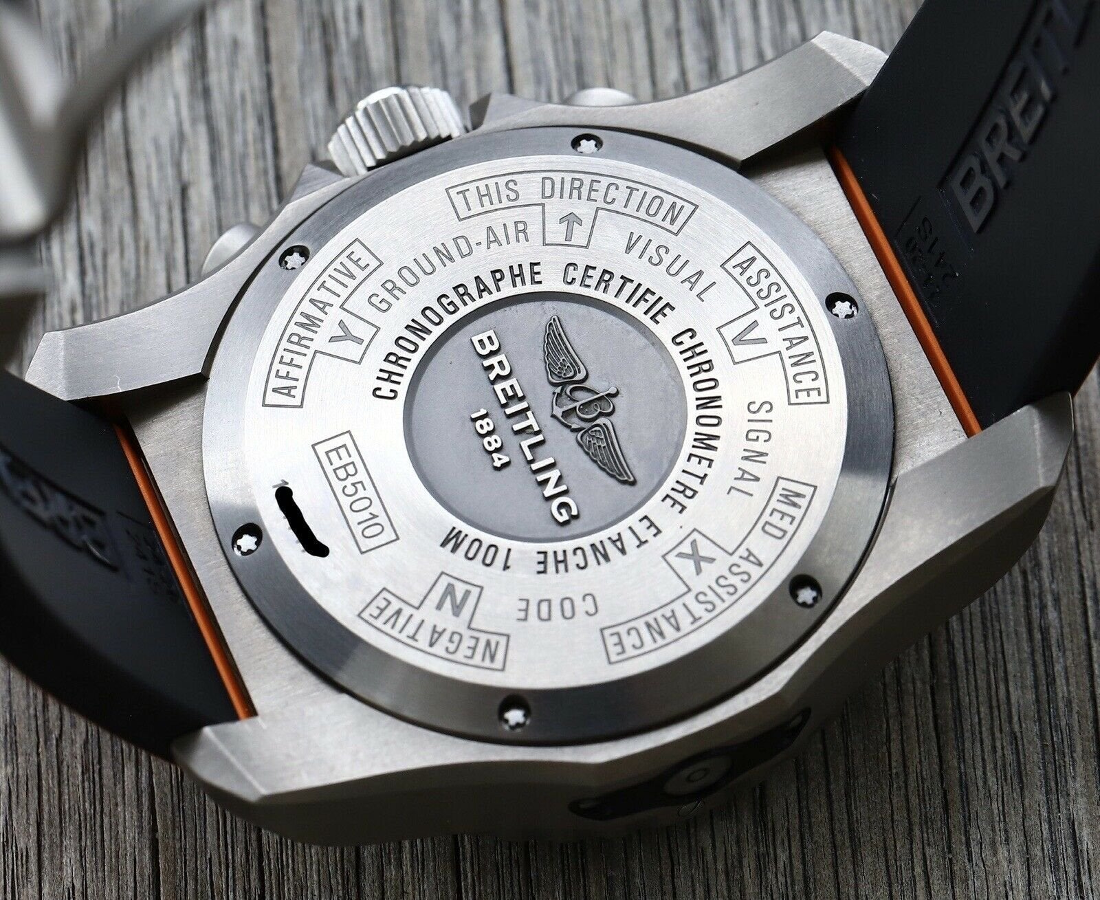 Breitling eb5010 top