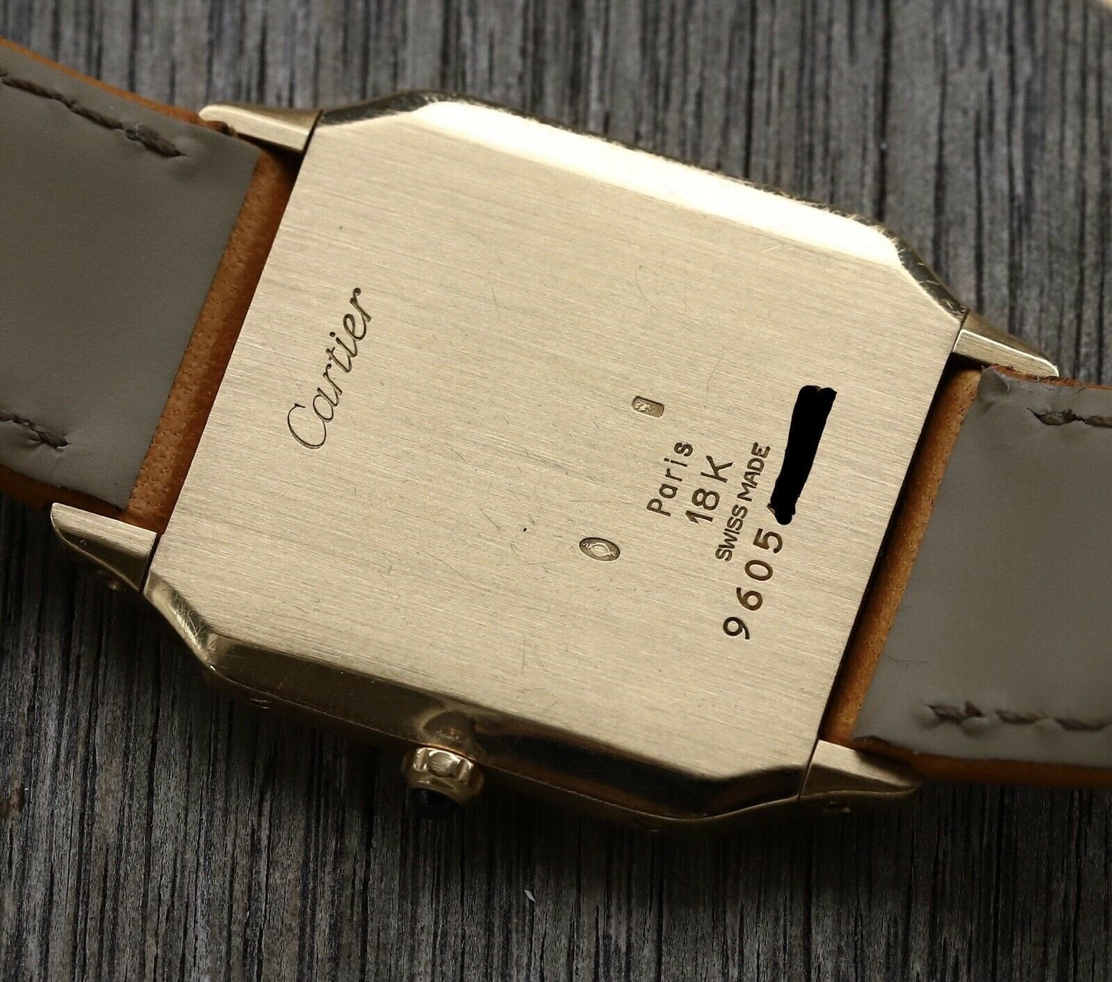 Cartier Santos Dumont Ultra Thin Guilloche Dial Yellow Gold Ref. 1576