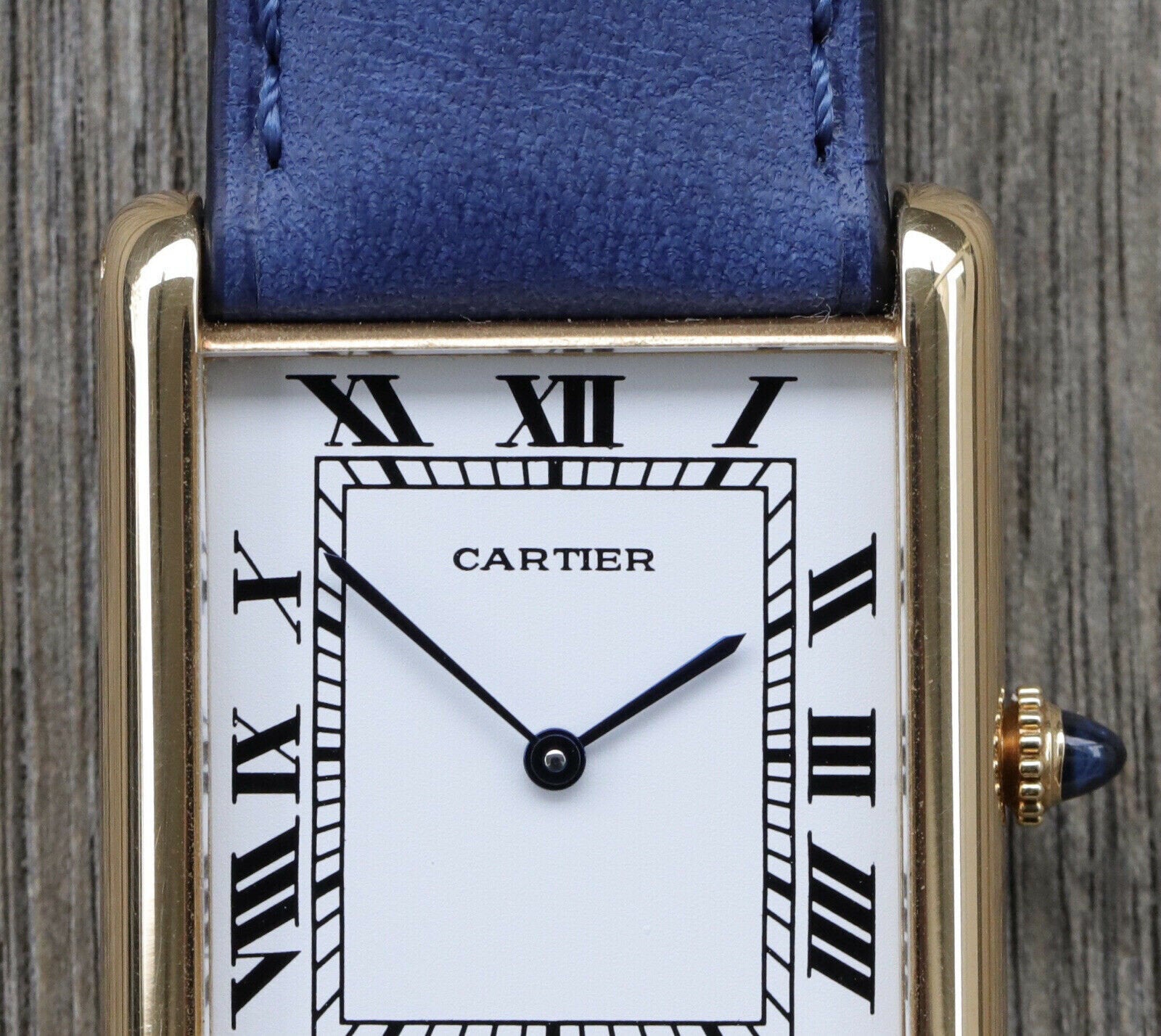 Cartier Tank 'Jumbo' Automatique 17002 - Circa-1975