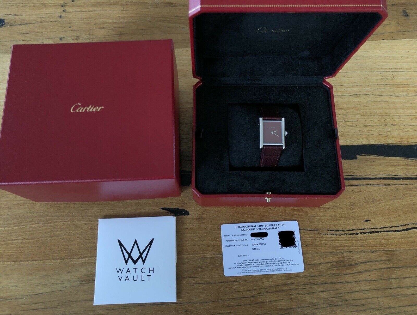 Cartier red hotsell card 2021