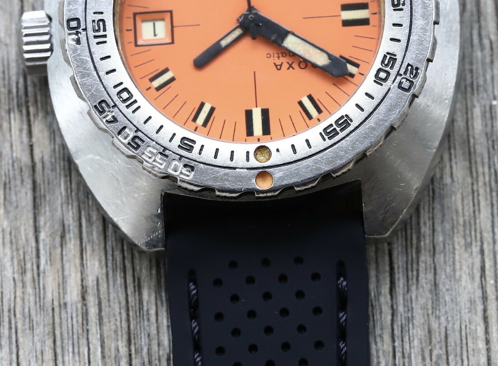Doxa SUB 300T Professional Transitional 11899-4