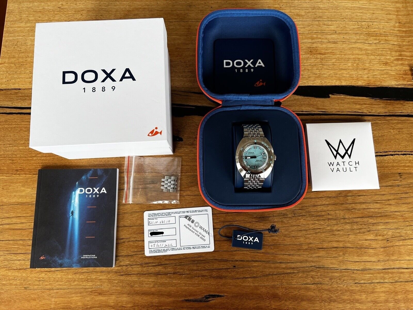 Doxa 1889 sapphire crystal best sale