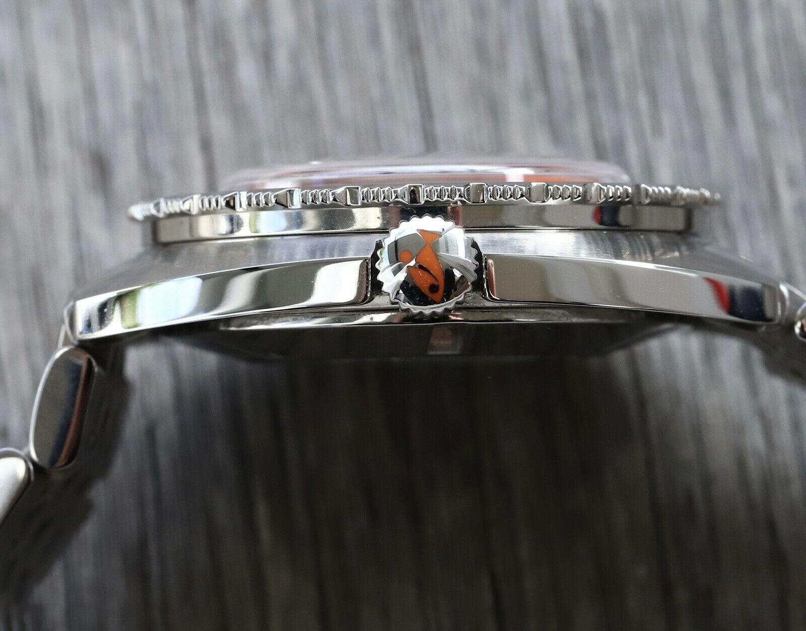 Doxa SUB 300 Professional COSC - 2022