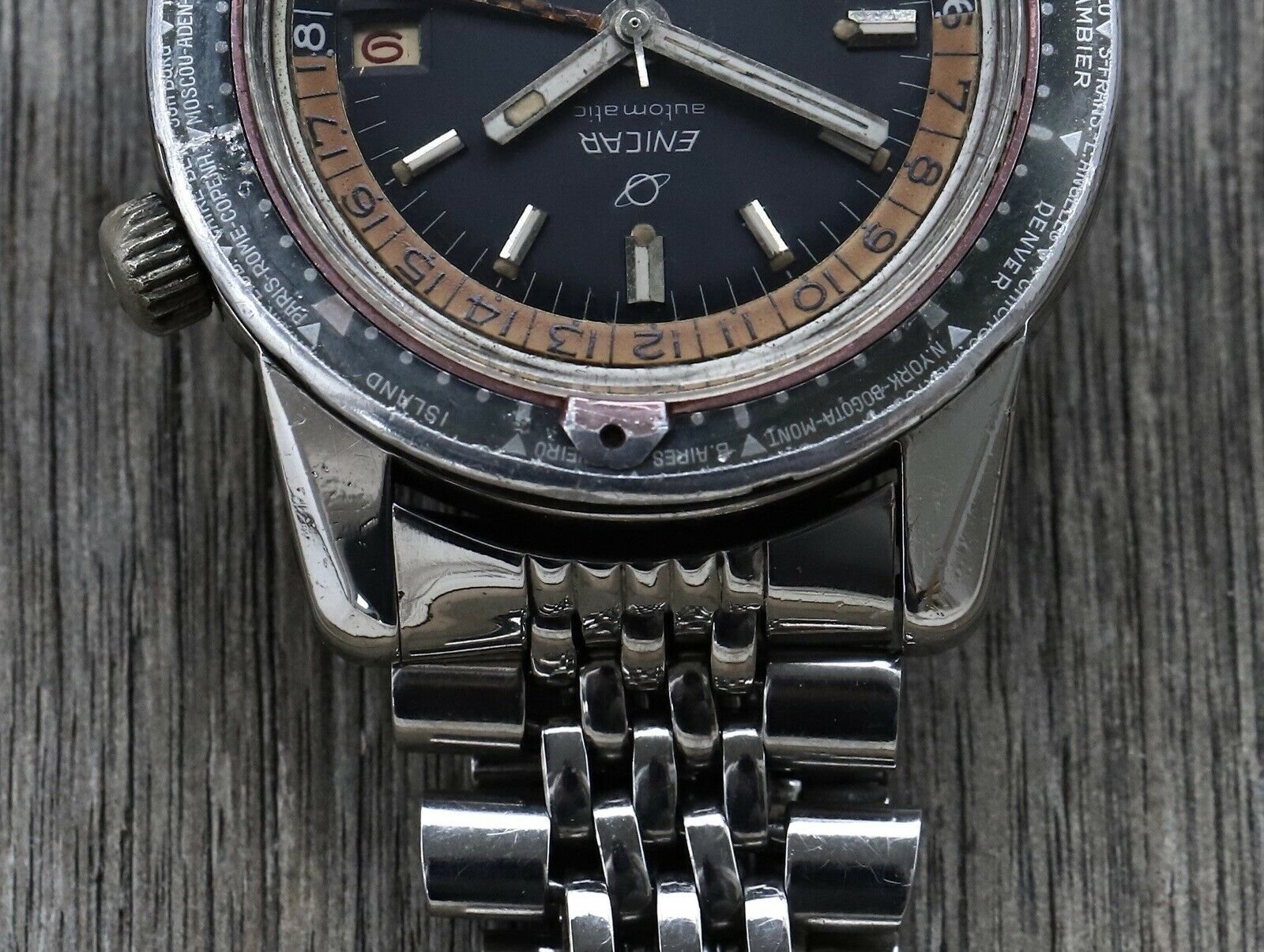 Enicar Sherpa Guide 600 GMT World-Time 148-35-01
