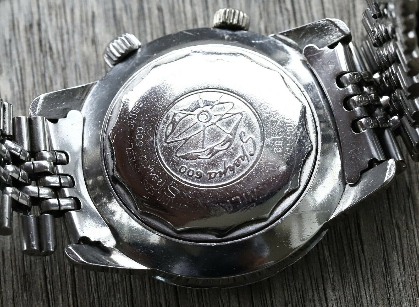 Enicar Sherpa Guide 600 GMT World-Time 148-35-01