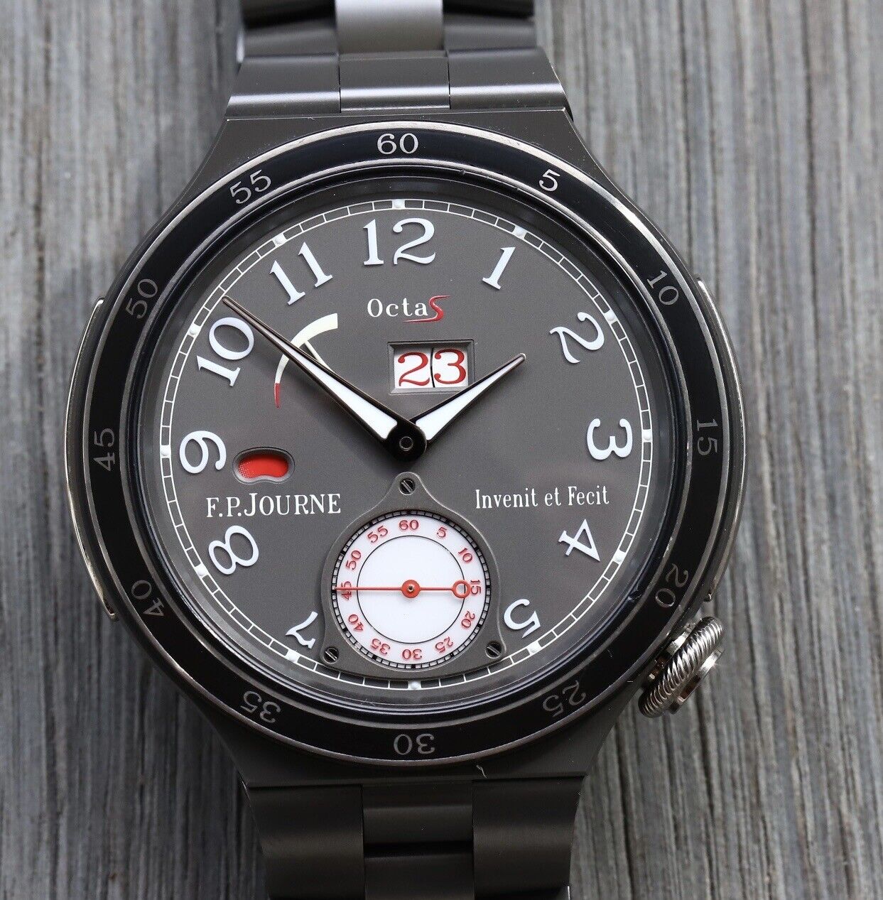 F.PJourneOctaLinesportOctaSportAutomatiqueReserveTitaniumARS244mmWatchVault01.jpg