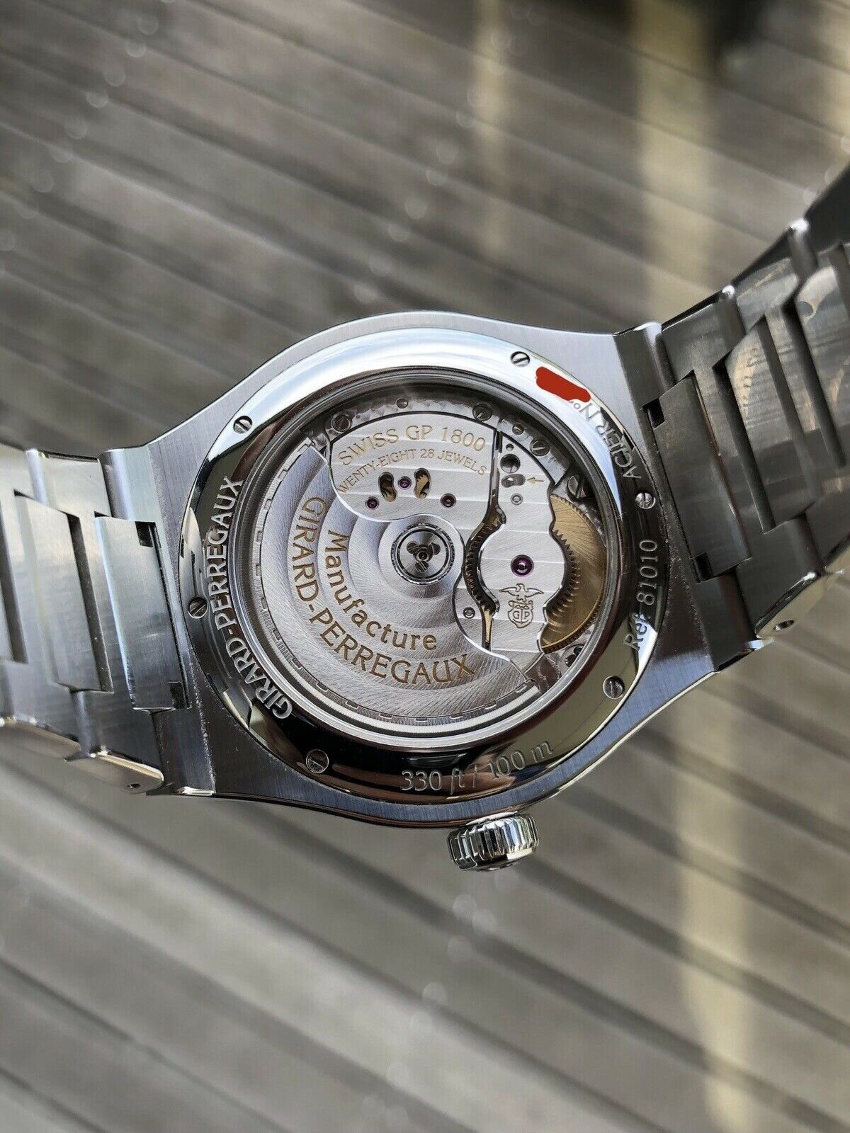 Girard-Perregaux Laureato Blue Dial 81010-11-431-11A 42mm - 2020