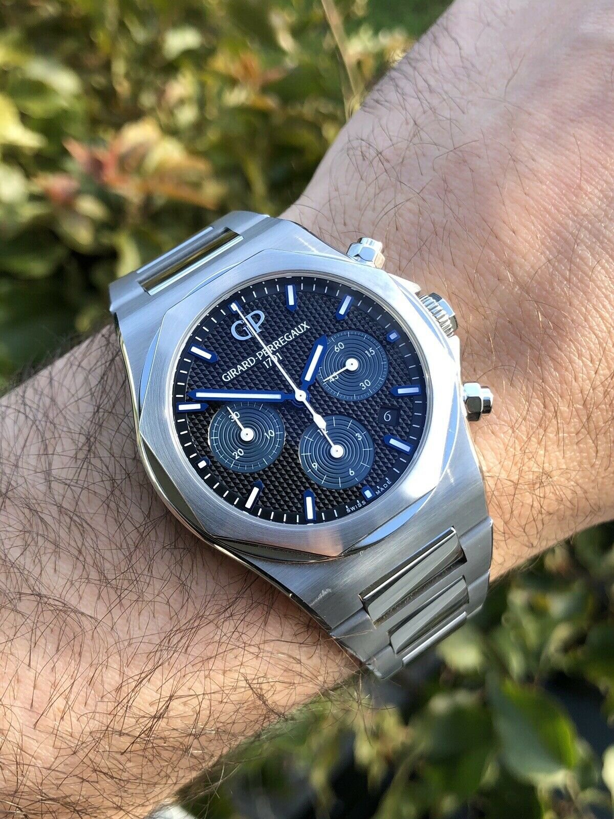 Girard Perregaux Laureato Chronograph 81020 11 631 11A 42mm 2019 Watch Vault Australia