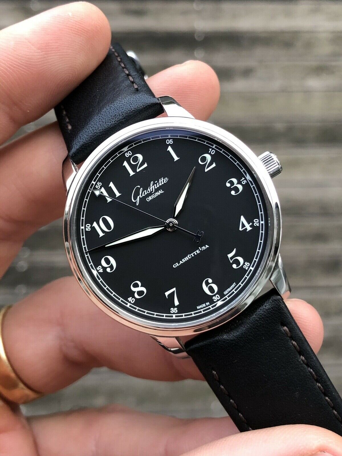 Glashutte_Original_Senator_Excellence_1-36-01-03-02-01_-_2017_Watch_Vault_02.jpg