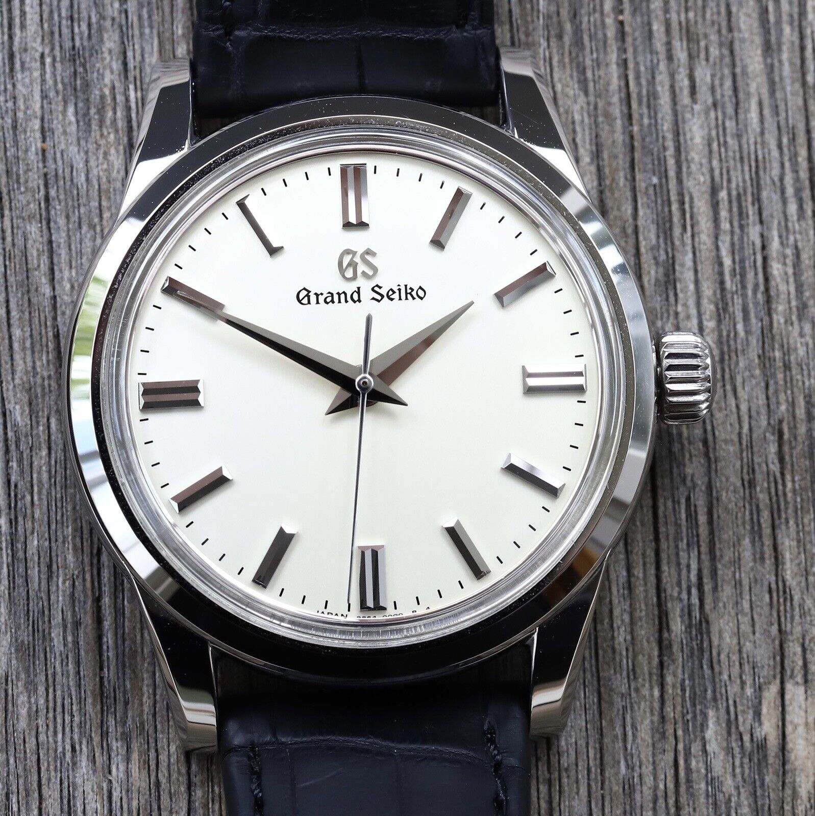 GrandSeikoEleganceSBGW231-2022WatchVault01.jpg