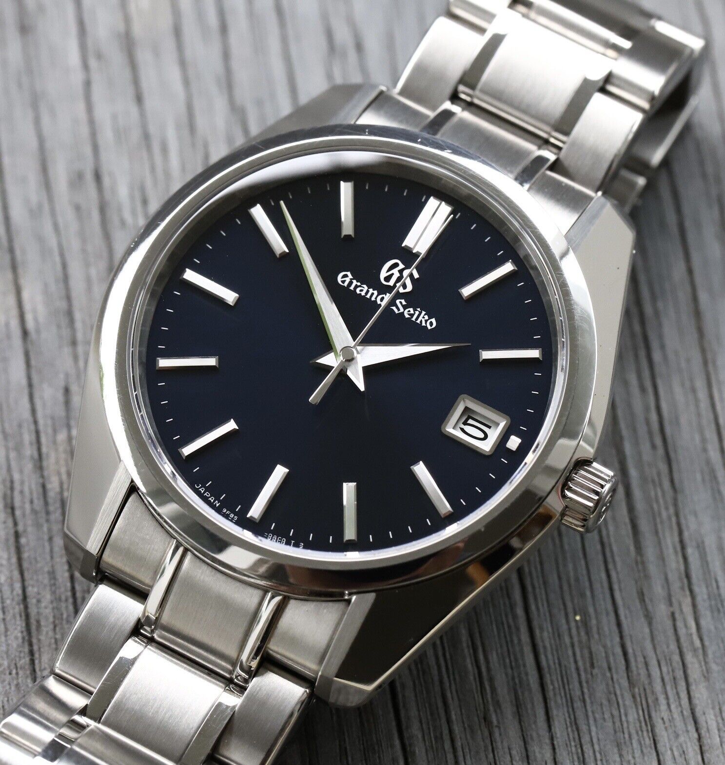 Grand Seiko Heritage Quartz SBGP005 - 2022