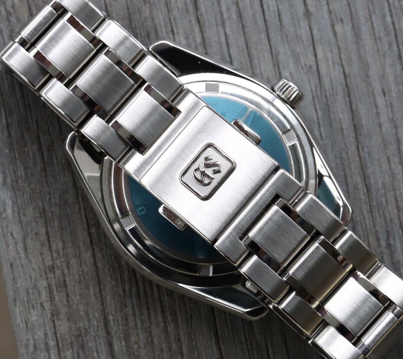Grand Seiko Heritage Quartz SBGP005 - 2022