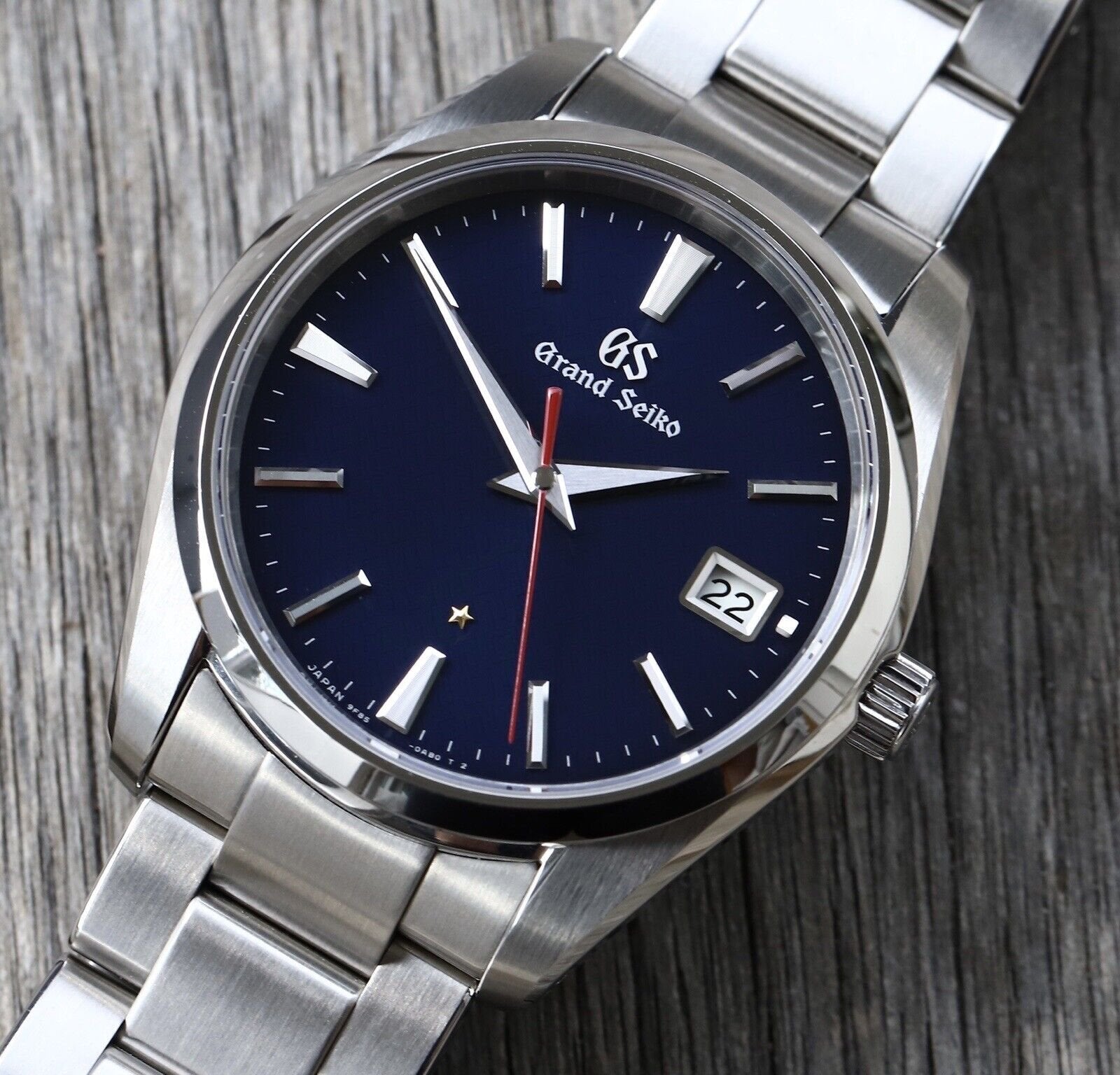 Grand Seiko Heritage Quartz SBGP007 Limited Edition - 2021