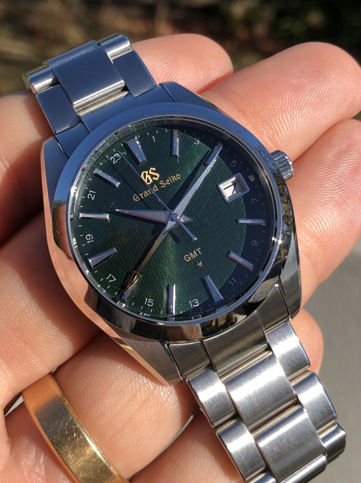 Grand Seiko SBGN007 GMT - 2018 Full Set
