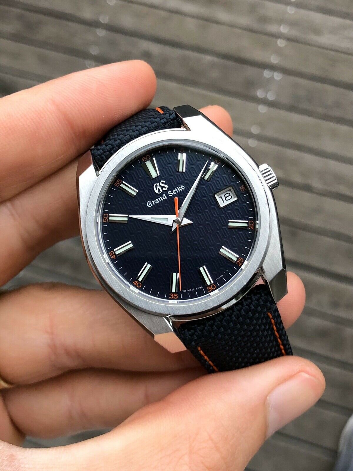 Grand_Seiko_SBGV247_25th_Anniversary_Limited_Edition_Watch_Vault_282_29.jpg