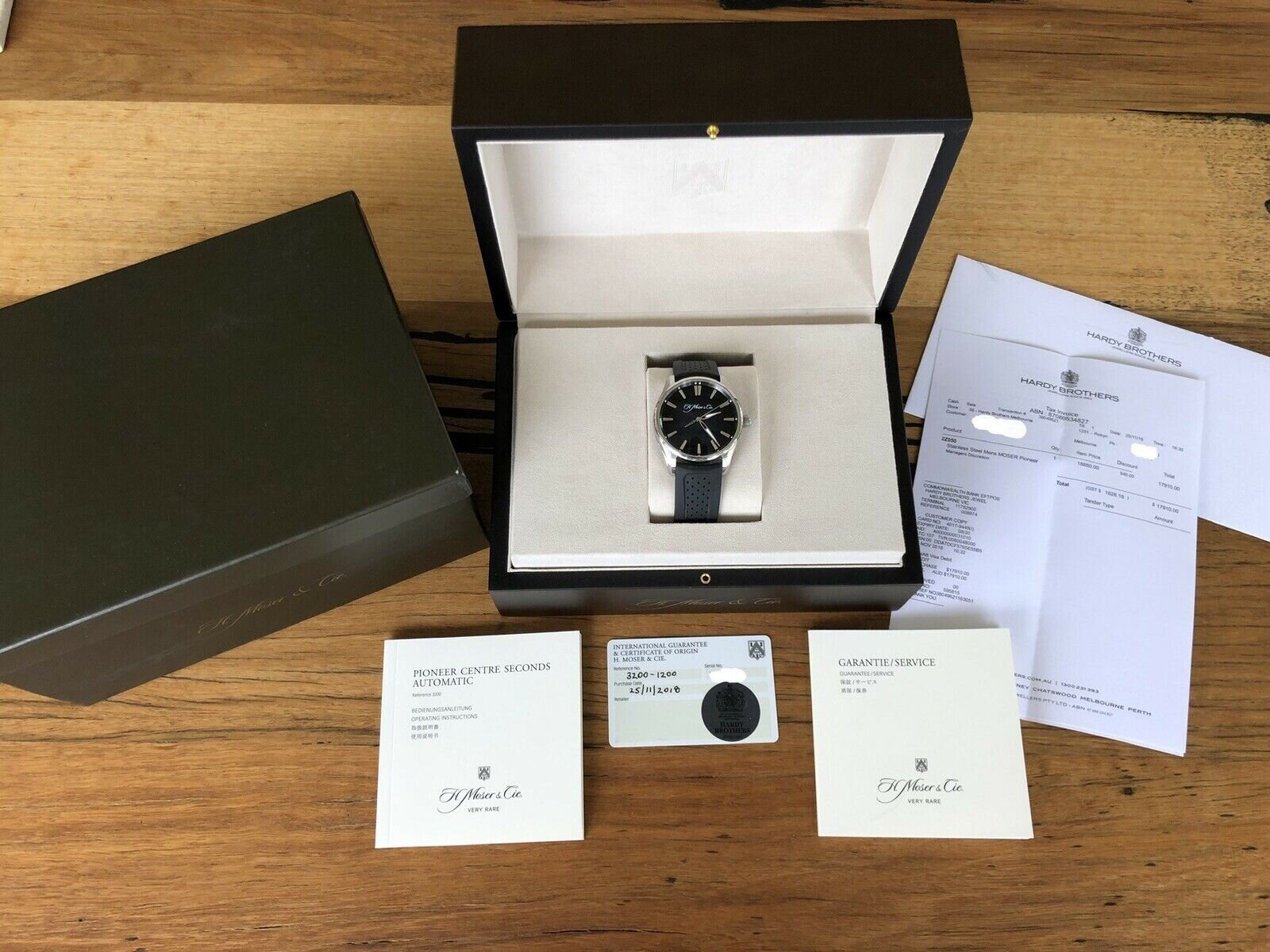 H. Moser &amp; Cie Pioneer Centre Seconds 3200-1200 - 2018