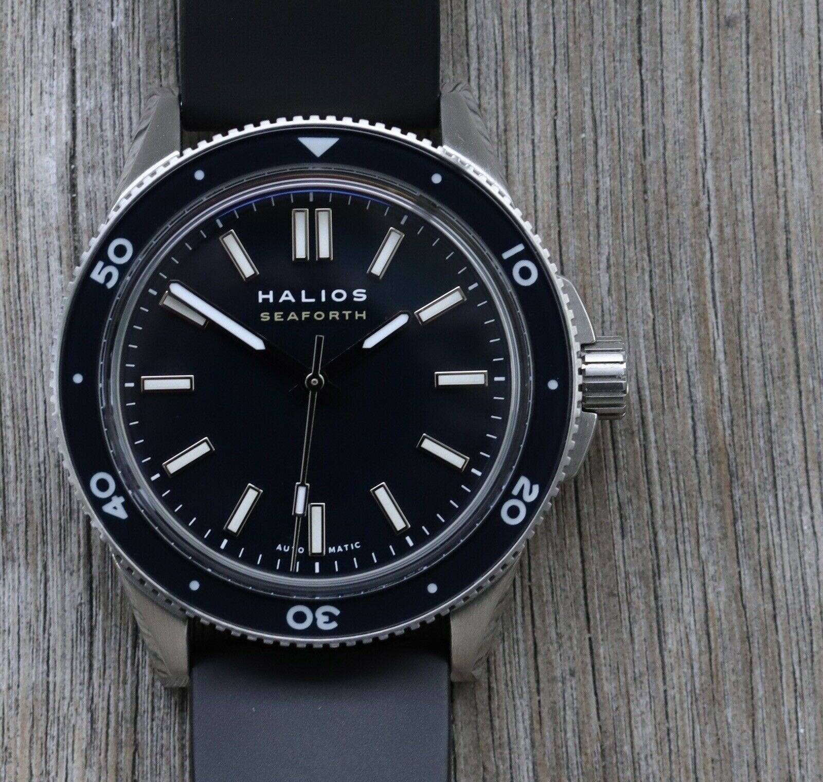 Halios_Seaforth_Abyss_-_2018_Watch_Vault_01.jpg