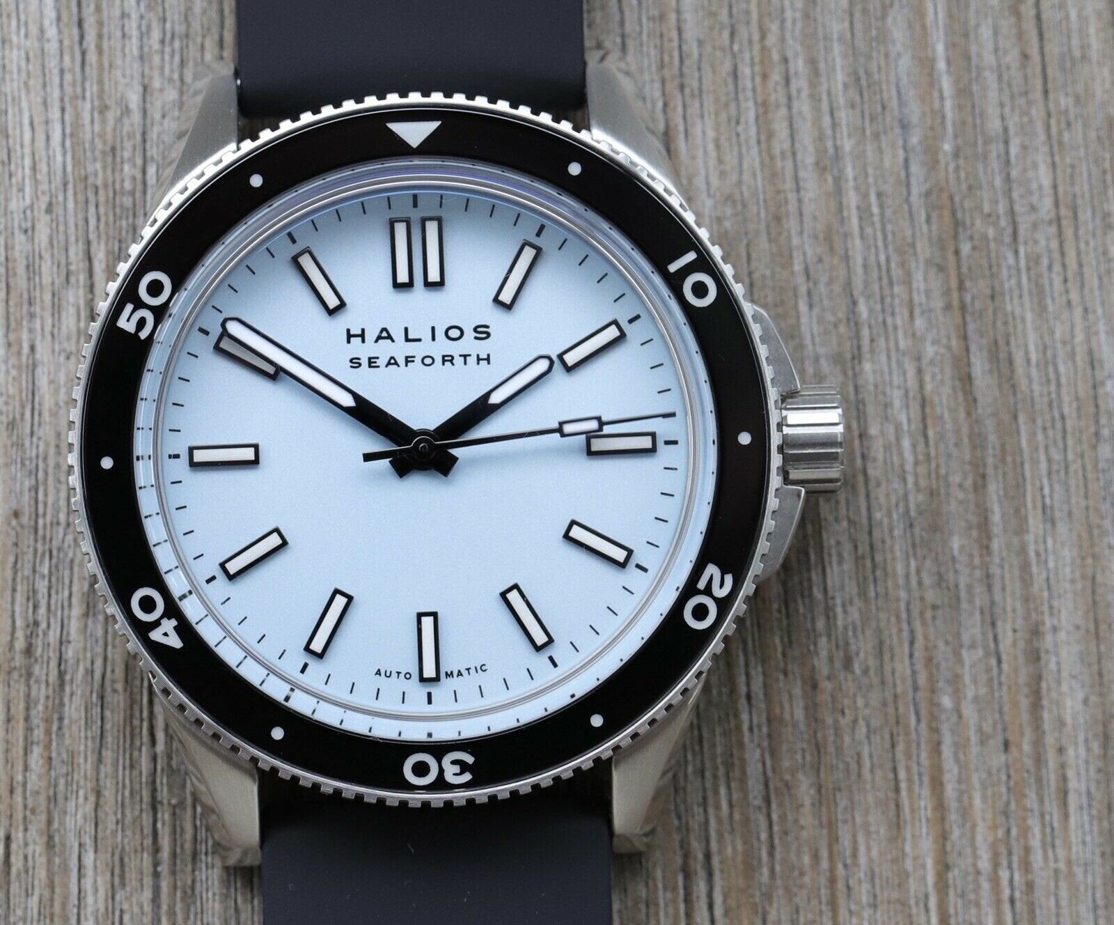 Halios Seaforth Pastel Blue with Diver bezel