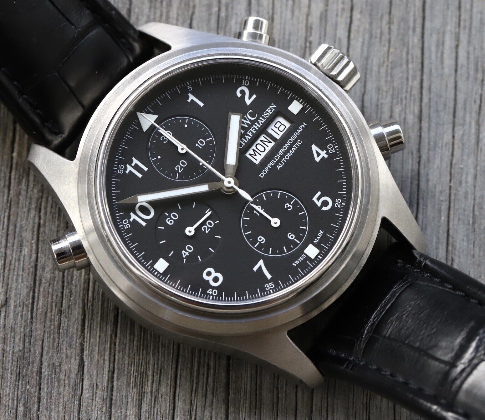 IWCPilotDoppelchronographDoubleChronographIW3713-03WatchVault02.jpg