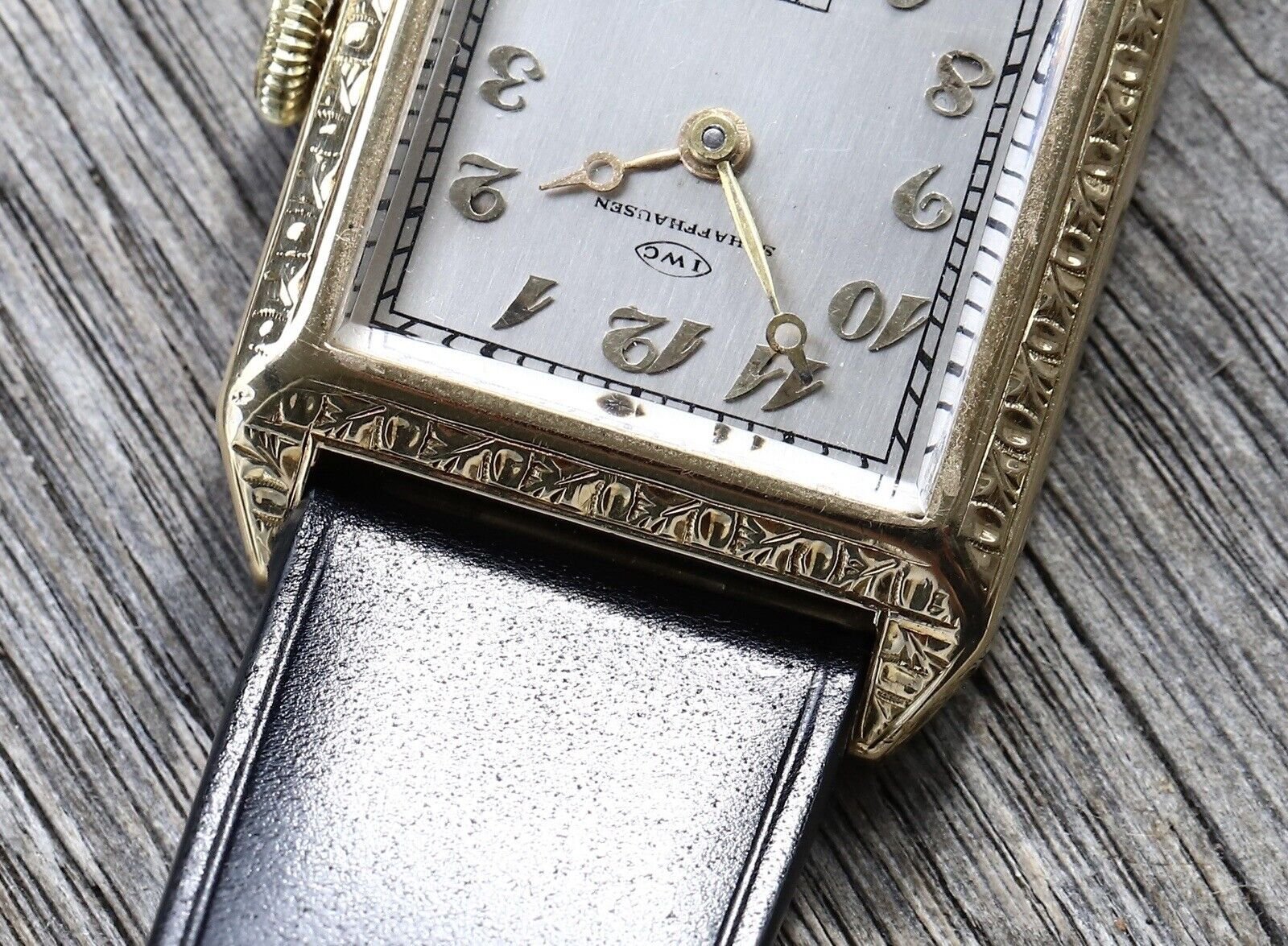 IWC Schaffhausen 14k Gold Antique Art Deco - 1926