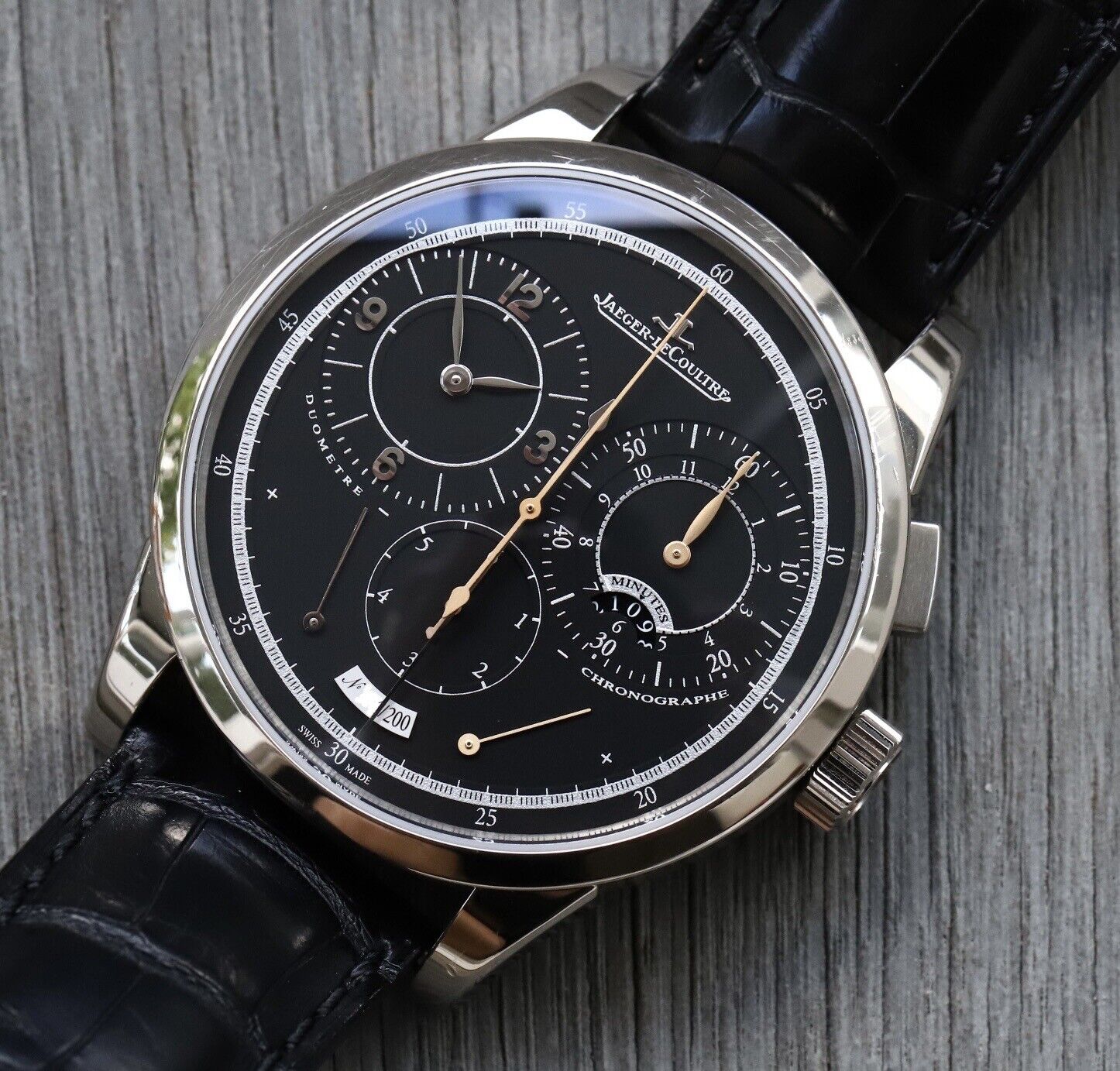 Jaeger-LeCoultreDuometreChronographWhiteGoldBlackDialQ6012420600.3.28.SWatchVault02.jpg