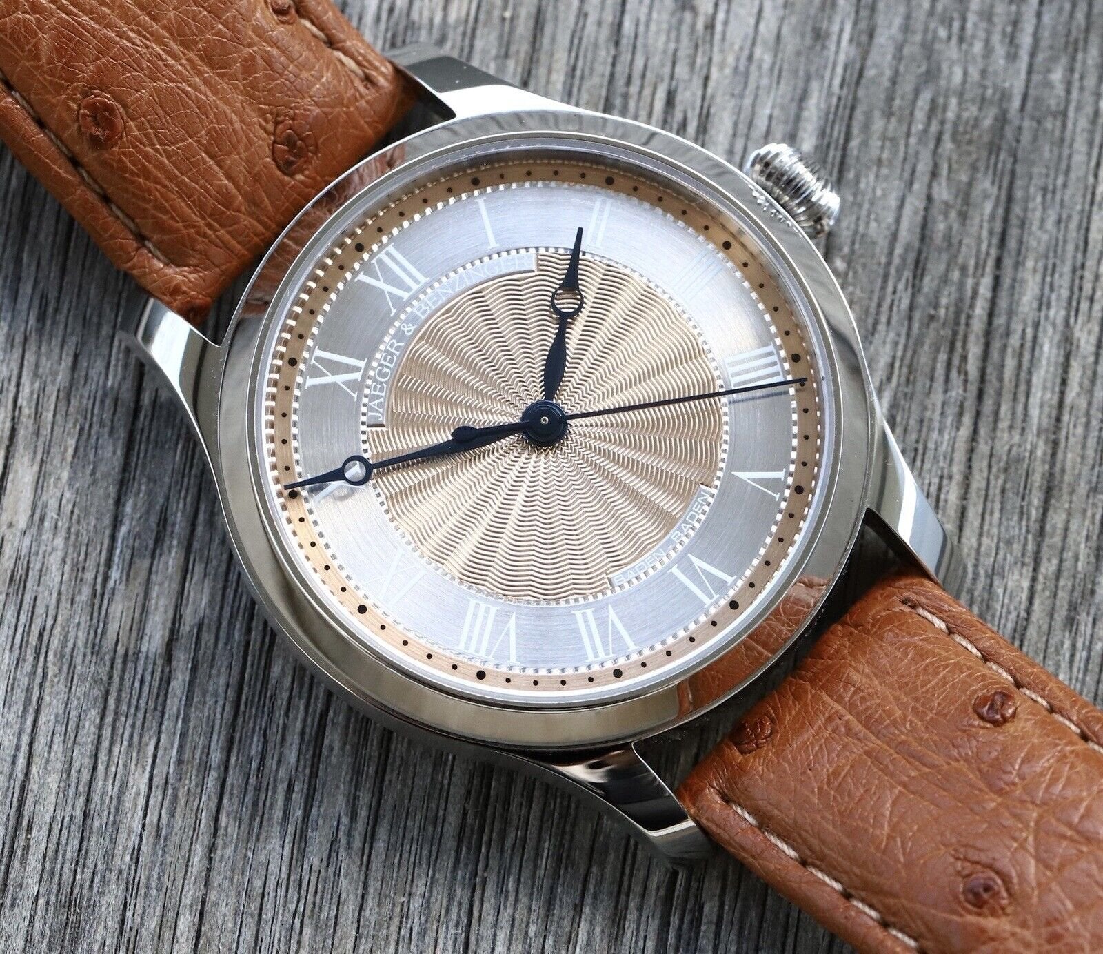 Jaeger_26_Benzinger_Edition_3_Salmon_Vintage_Movement_Watch_Vault_02.jpg