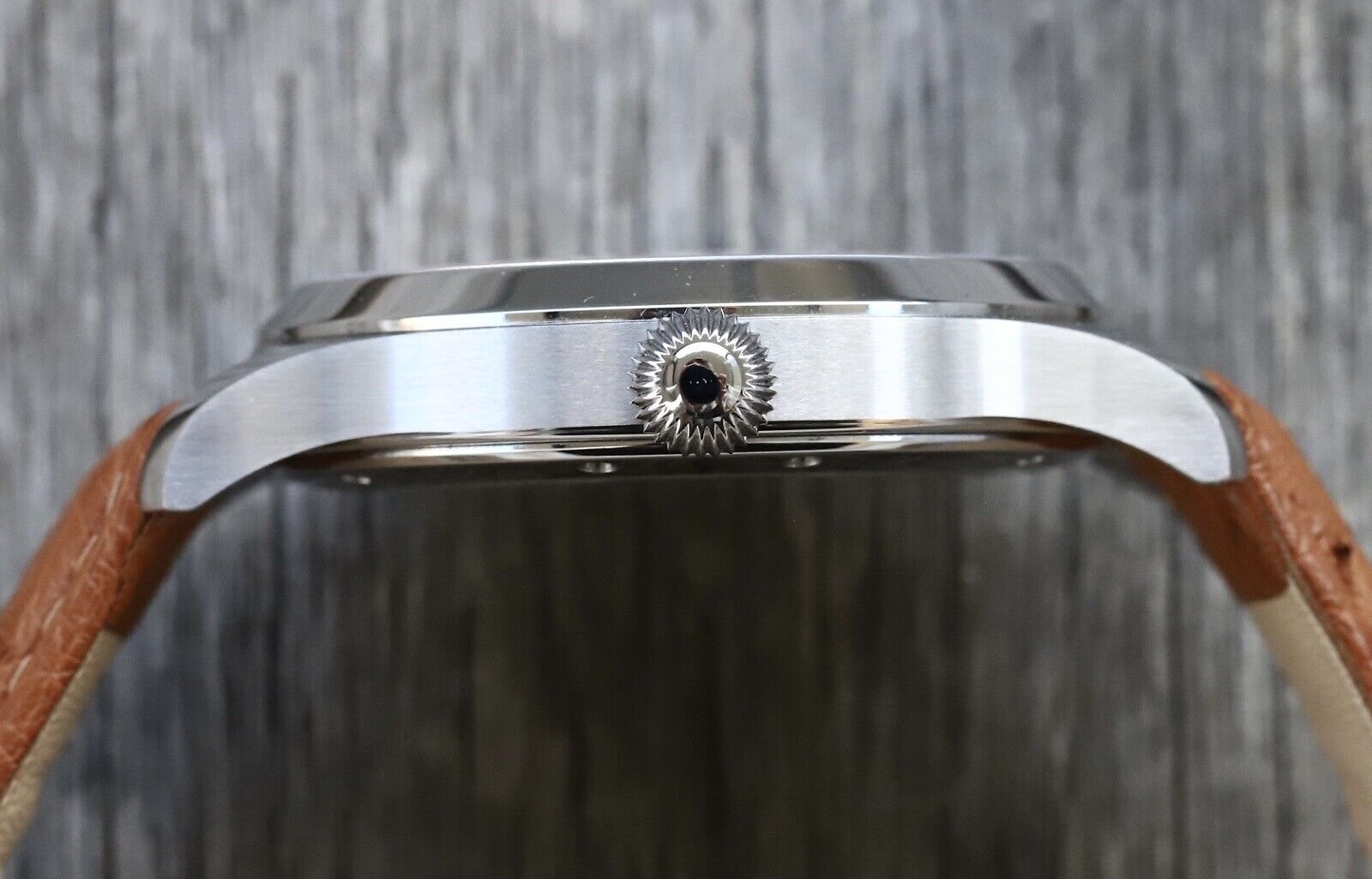 Jaeger & Benzinger Edition 3 Salmon Vintage Movement
