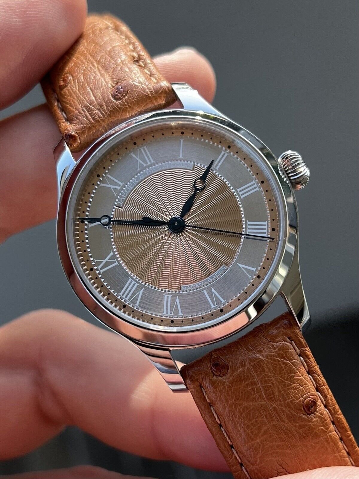 Jaeger & Benzinger Edition 3 Salmon Vintage Movement