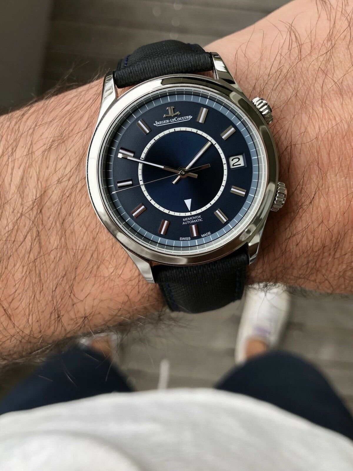 Jaeger LeCoultre Master Memovox Boutique Edition Q141848J - 2016