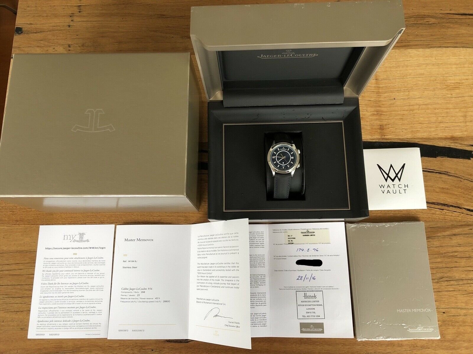 Jaeger LeCoultre Master Memovox Boutique Edition Q141848J - 2016