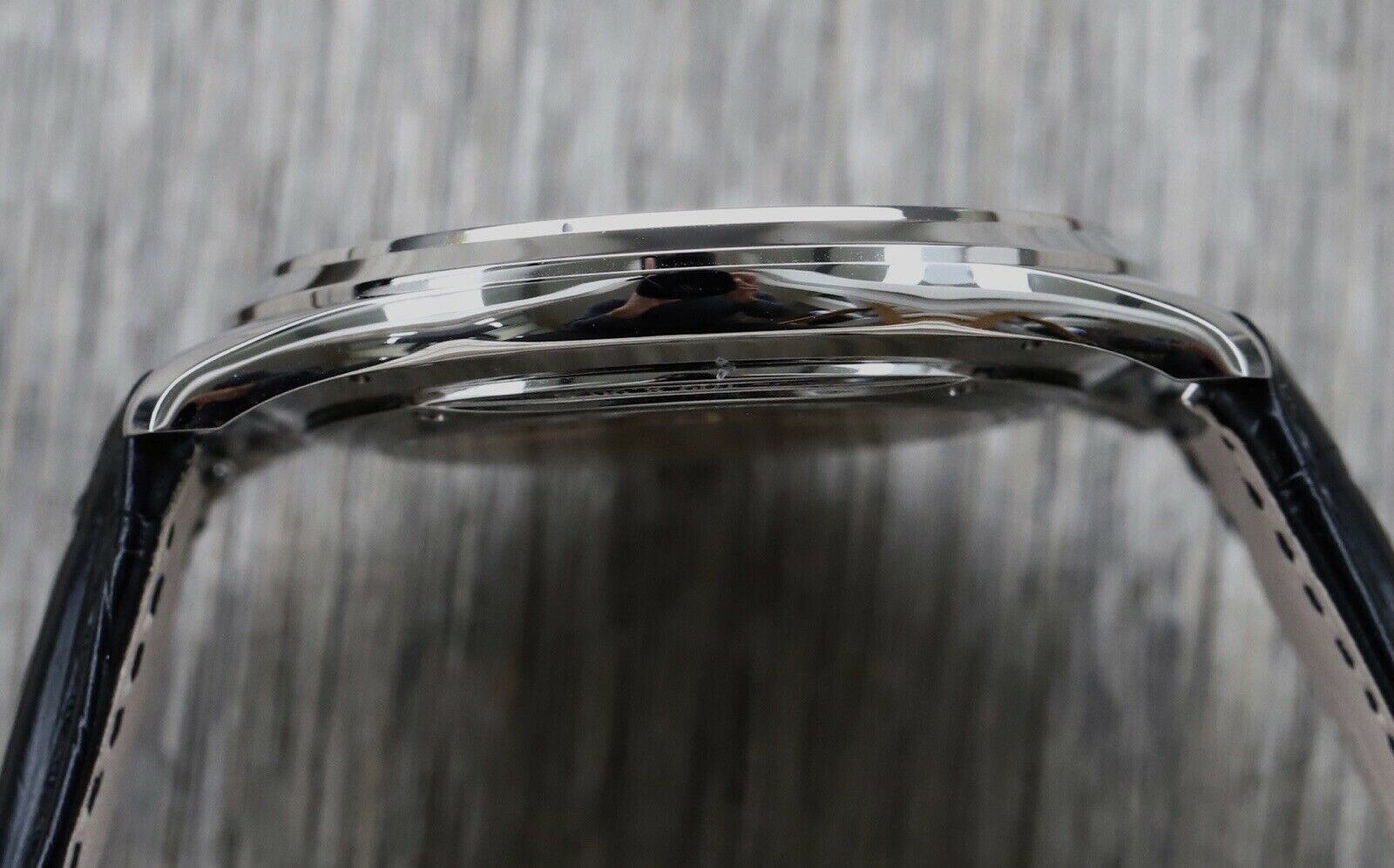 Jaeger LeCoultre Master Ultra Thin Small Seconds Ref: Q1218420 - 2021