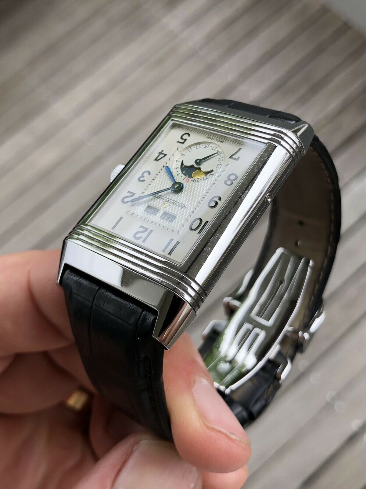 Q3758420 shop