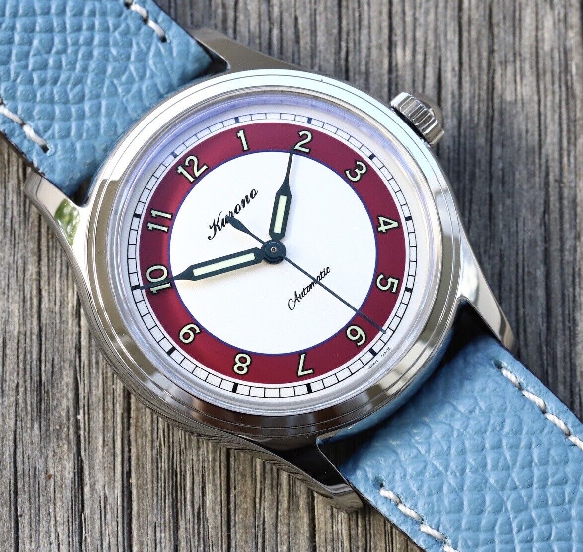 KuronoTokyo34mmWhiteRed-BrandNewWatchVault02.jpg