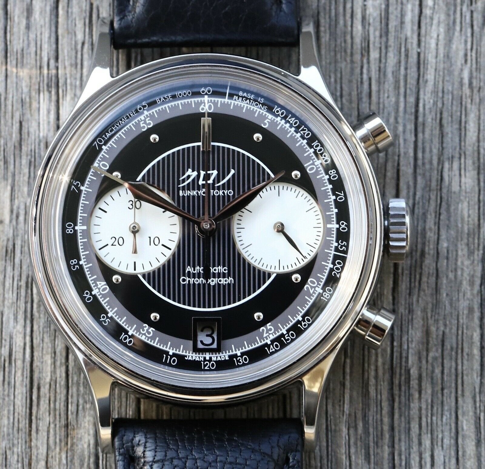 Kurono_Tokyo_Chronograph_1_Black_Dial_Watch_Vault_01.jpg