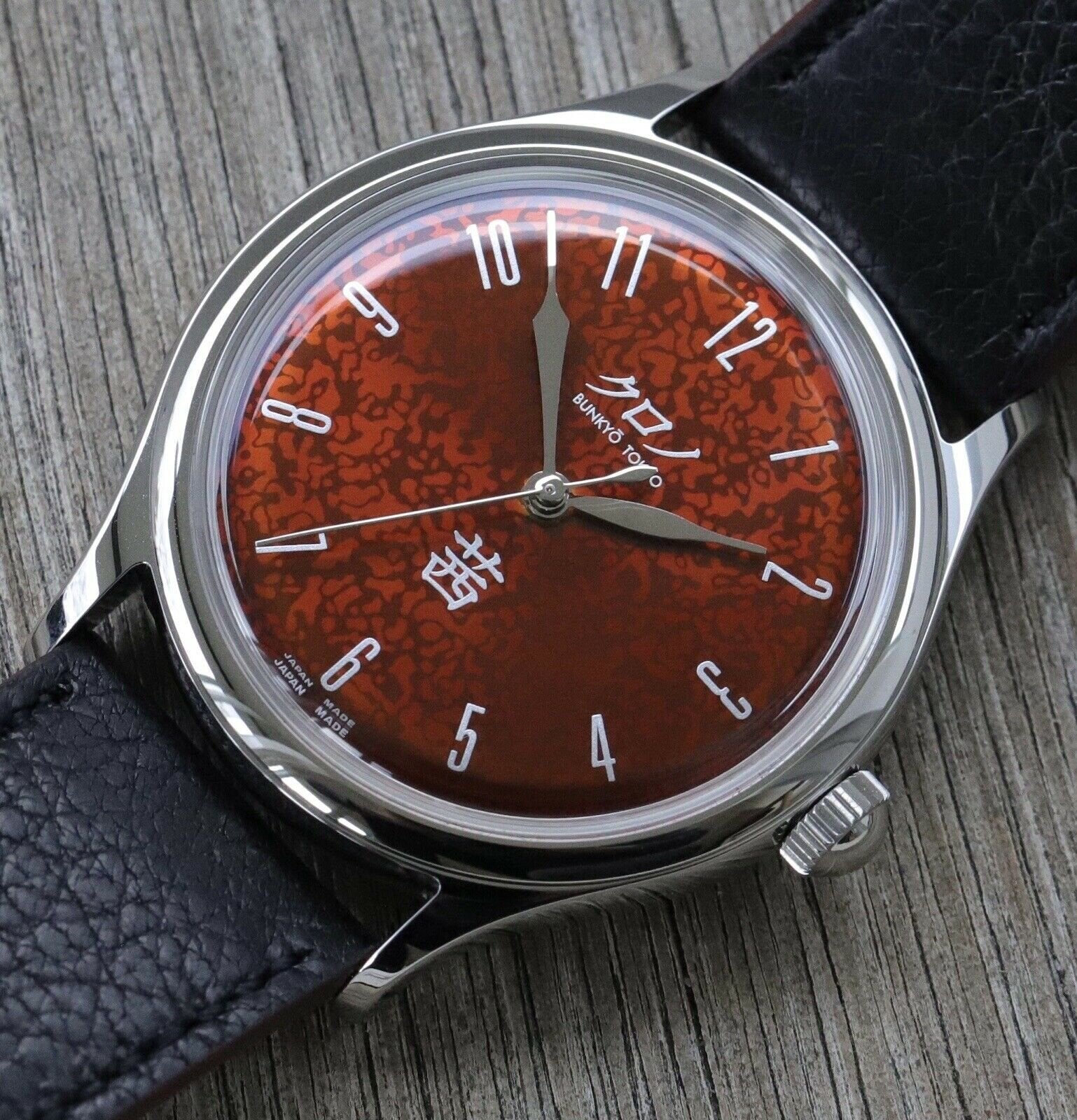 Kurono_Tokyo_Grande_Akane_Urushi_Dial_-_2021_Watch_Vault_02.jpg