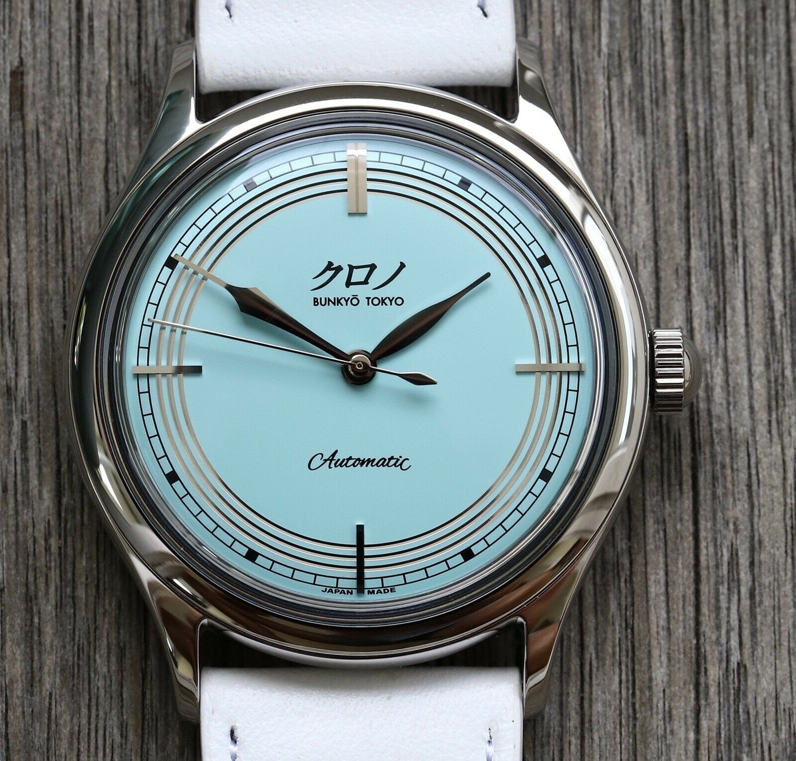 Kurono_Tokyo_Seiji_-_Brand_New_Watch_Vault_01.jpg