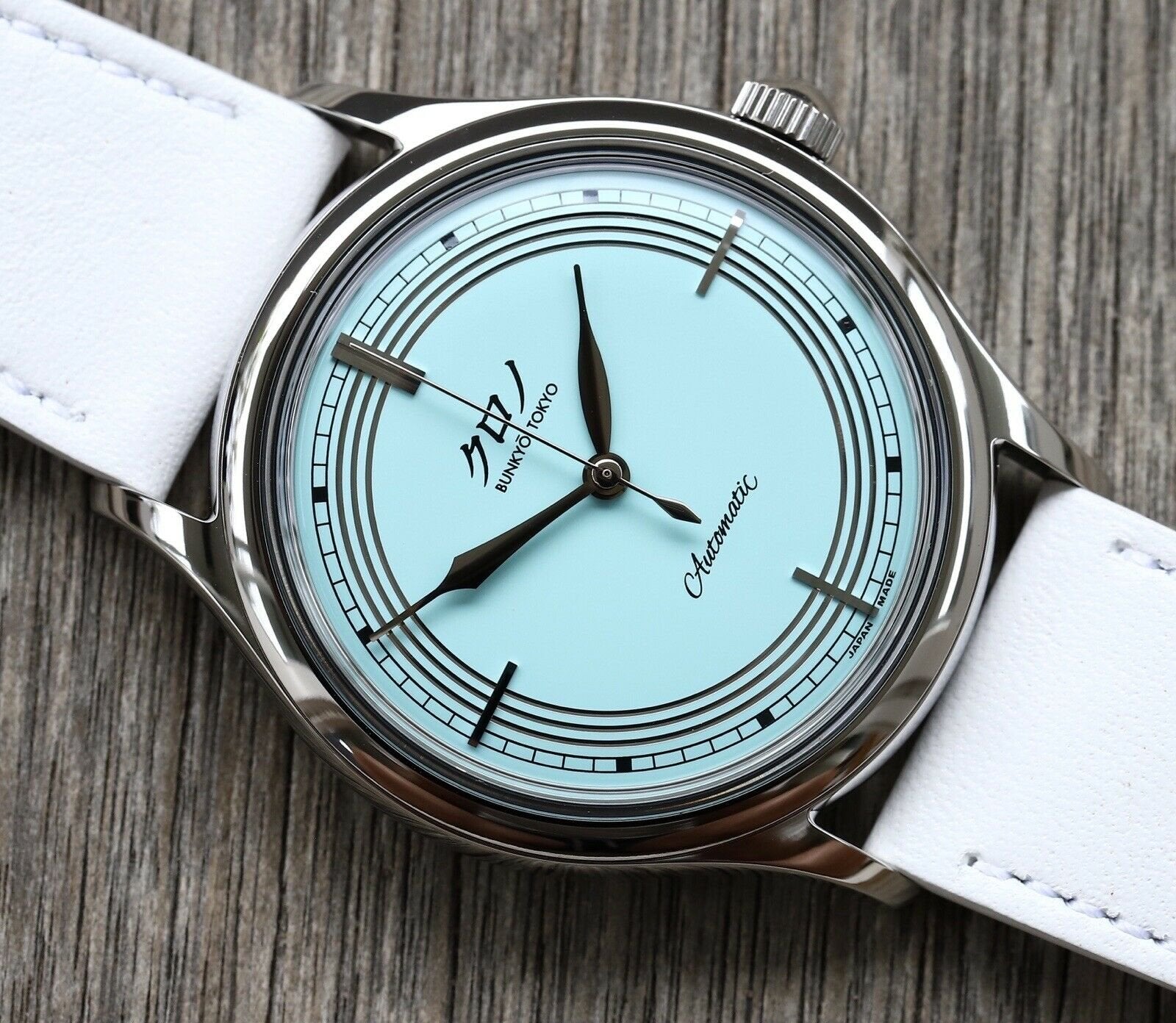 Kurono_Tokyo_Seiji_Watch_Vault_02.jpg