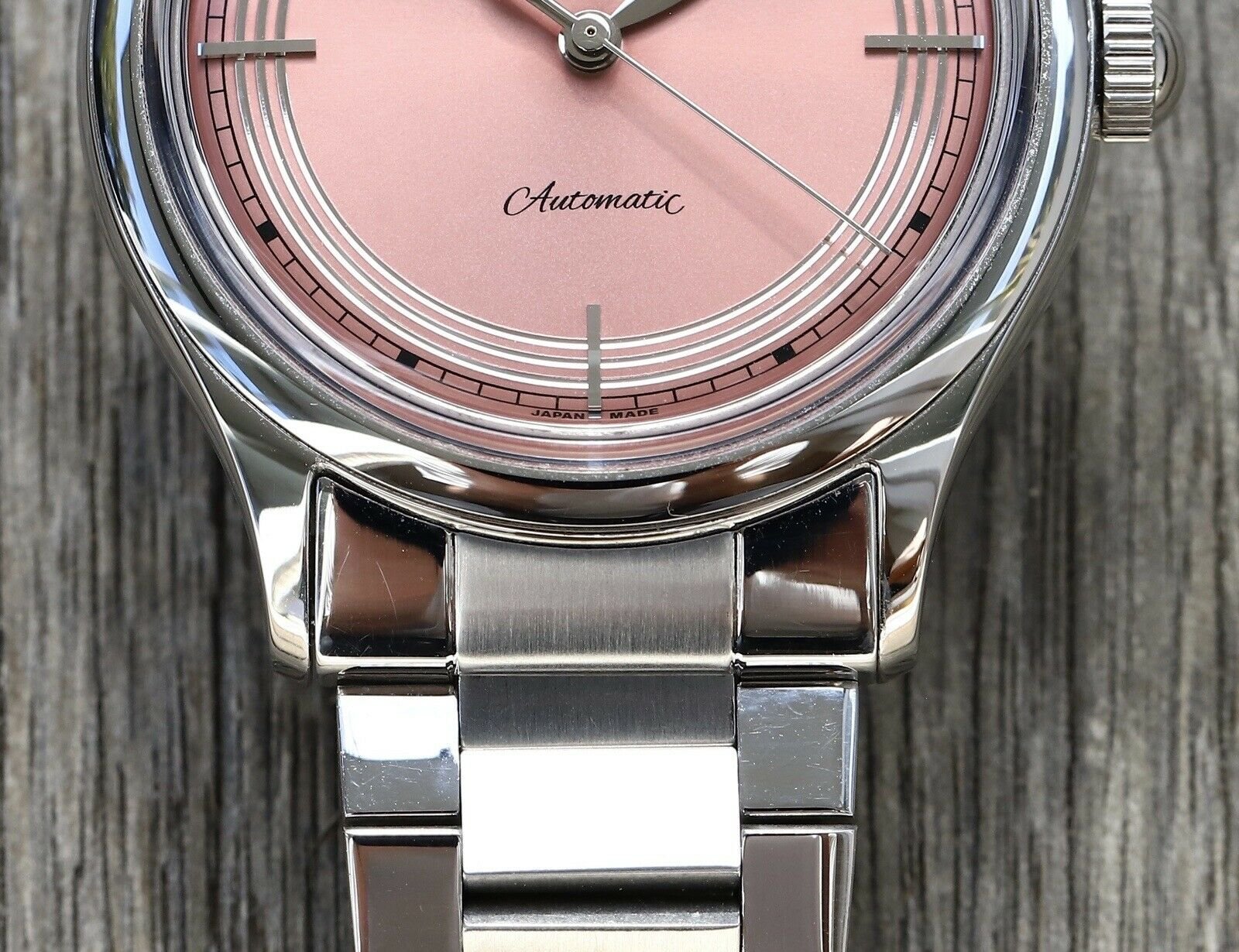 Kurono Tokyo Toki on bracelet