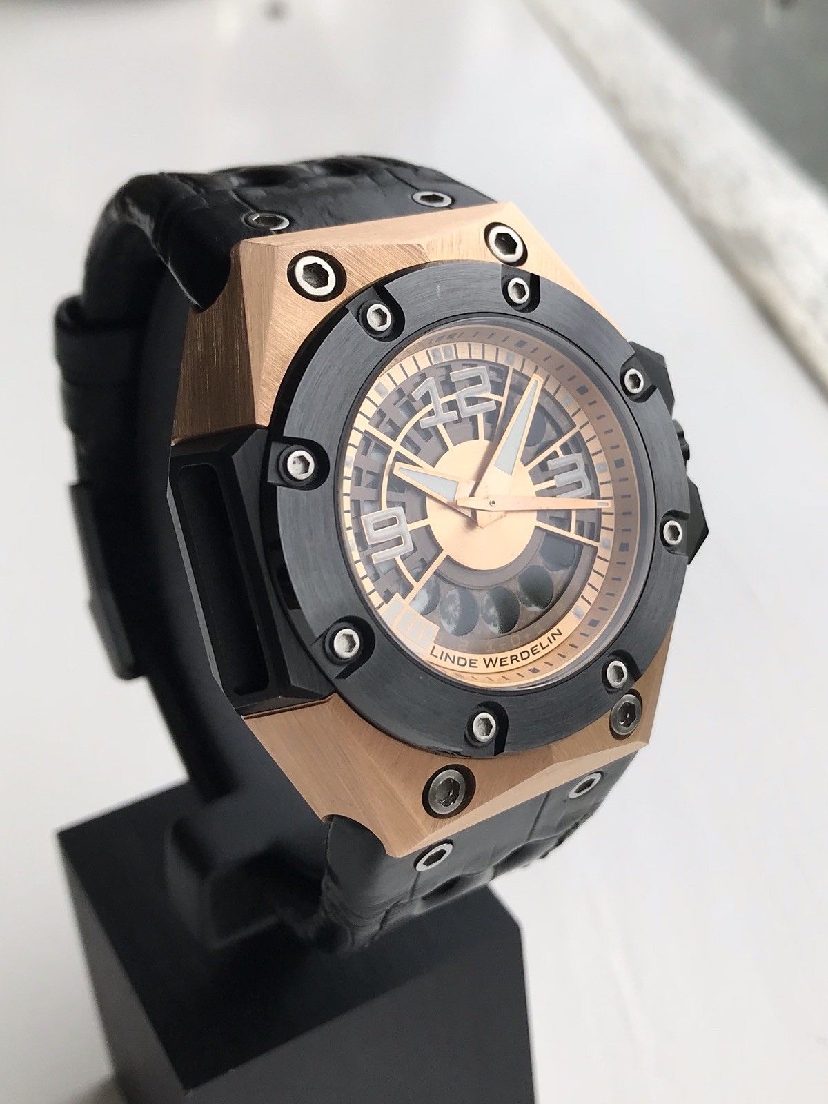 Linde Werdelin Oktopus Moon Gold - 2013