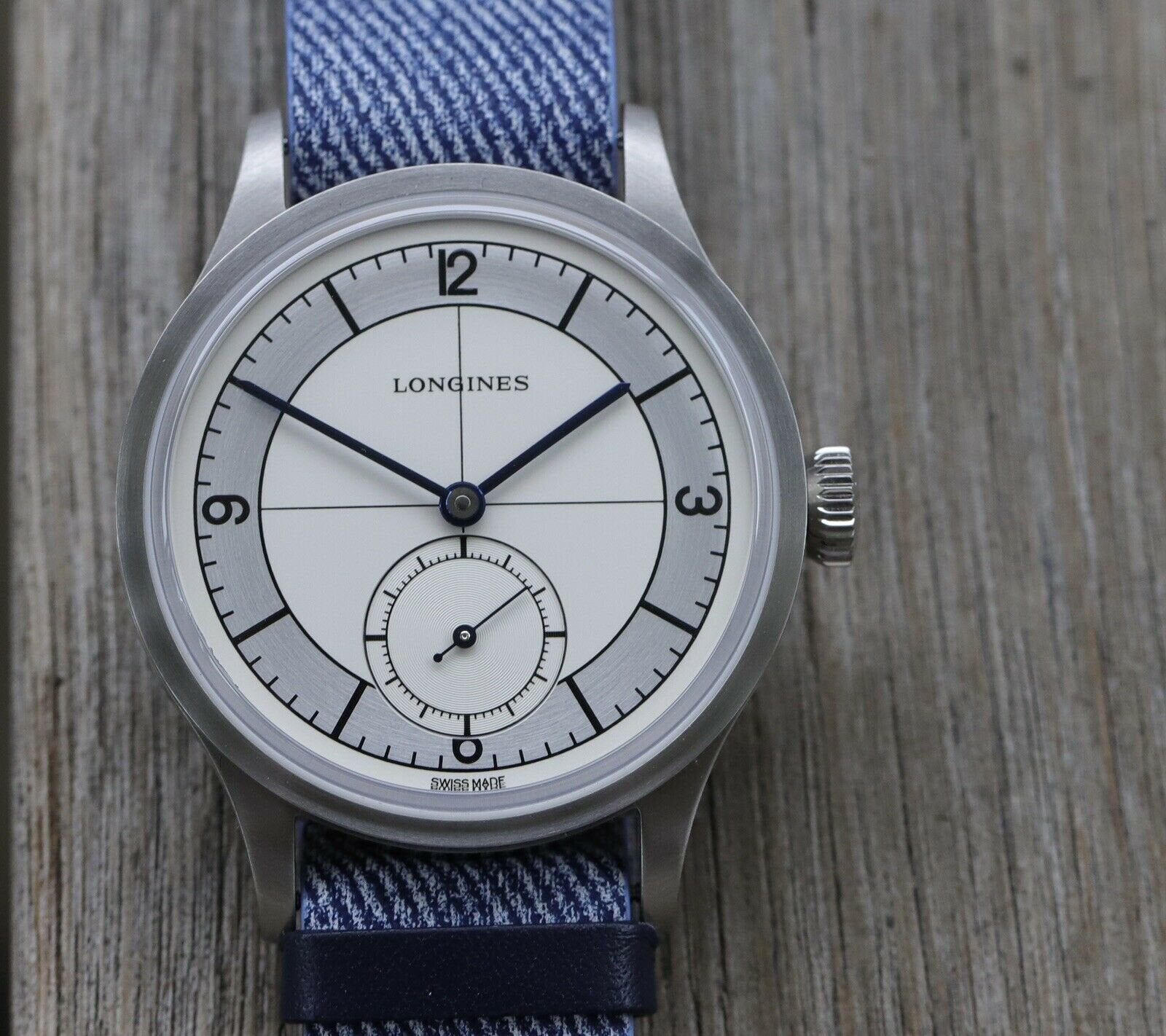Longines_Heritage_Classic_Sector_Dial_L2.828.4.73.0_28284730_-_2020_Watch_Vault_01.jpg