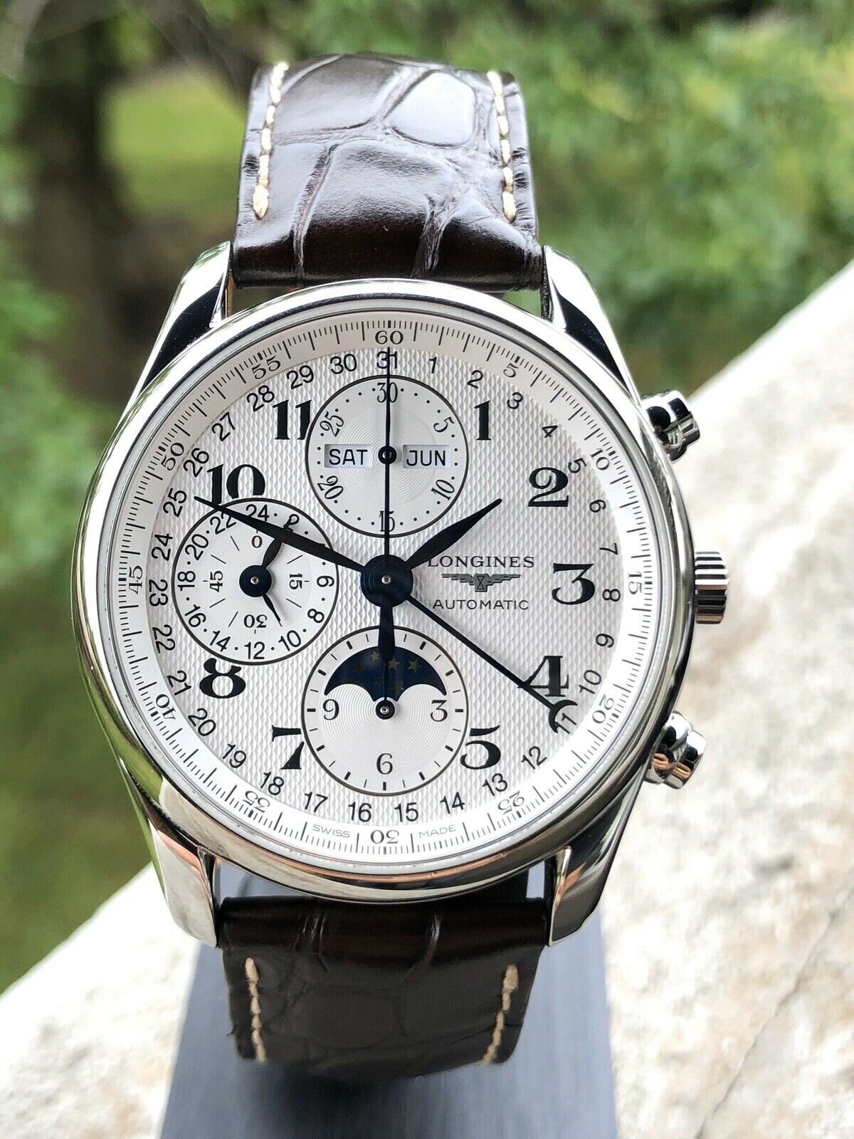Longines_Master_Collection_40mm_Chronograph_with_Moon_Phase_L26734783_-_2019_281_29.jpg
