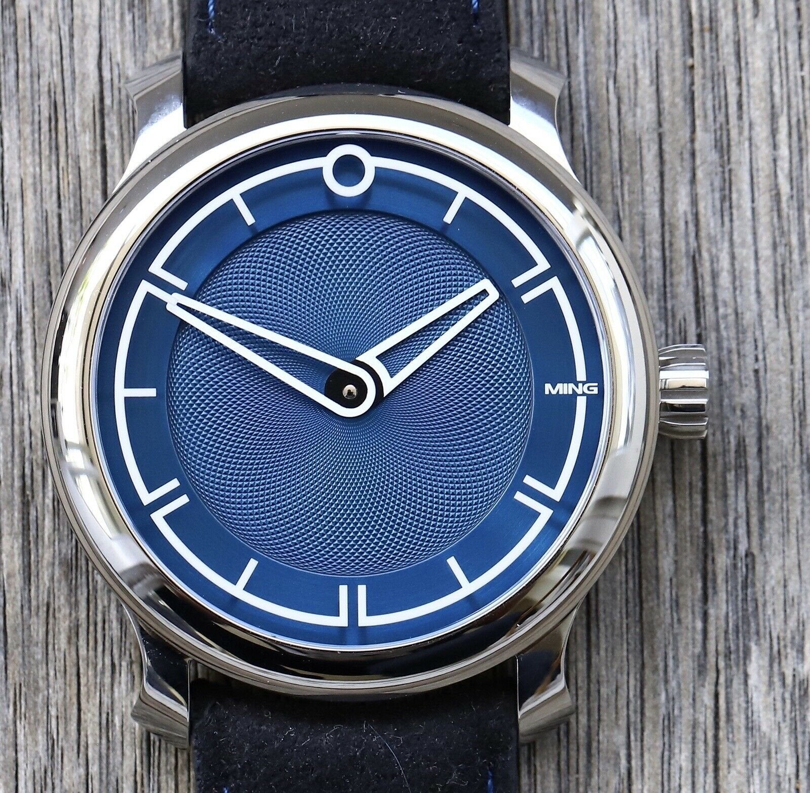 Ming_17.09_Blue_E2_80_93_Brand_New_Watch_Vault_01.jpg