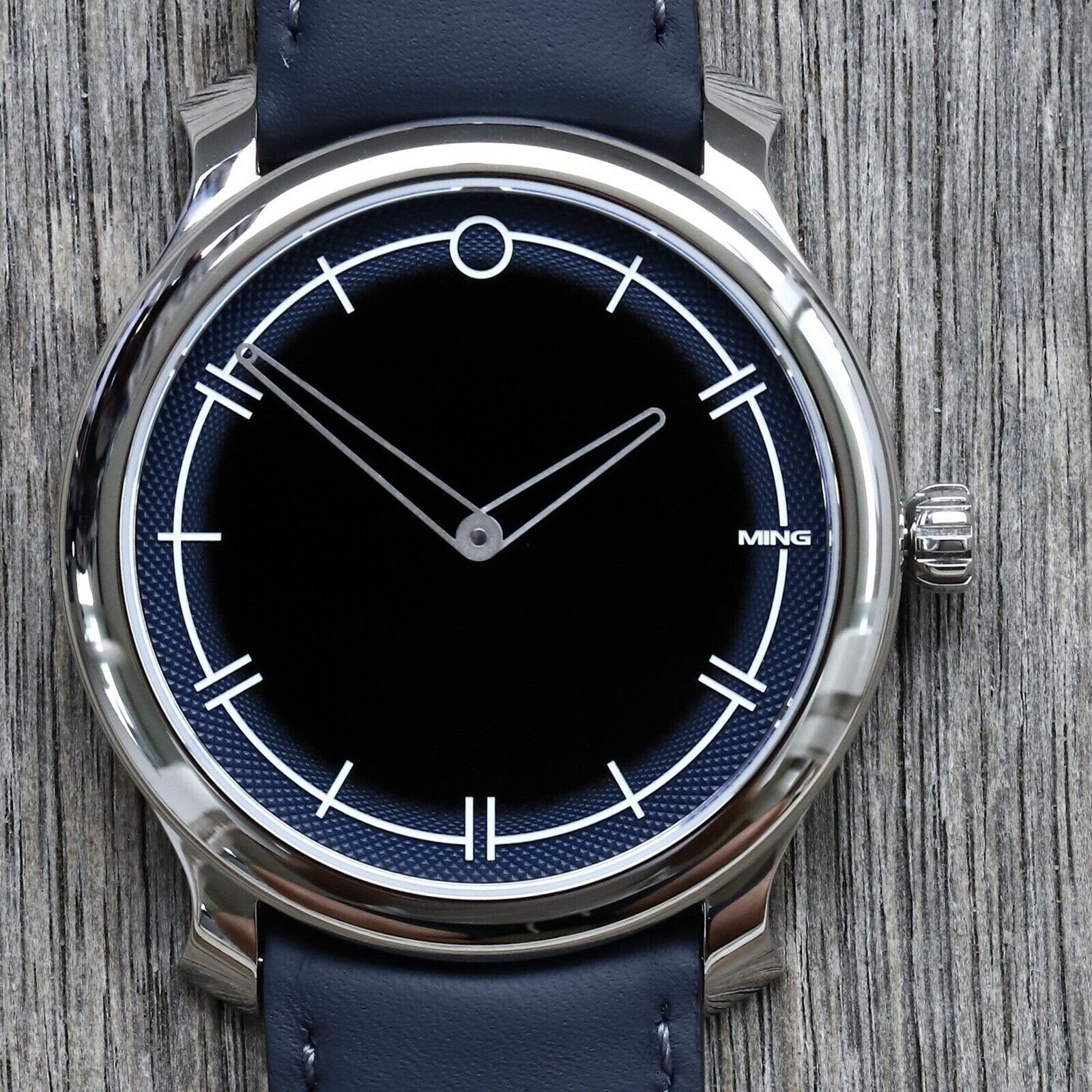 Ming_27.02_Blue_-_Brand_New_Watch_Vault_01_45c26f09-4da2-40a8-bb4d-5e8e406dfe53.jpg